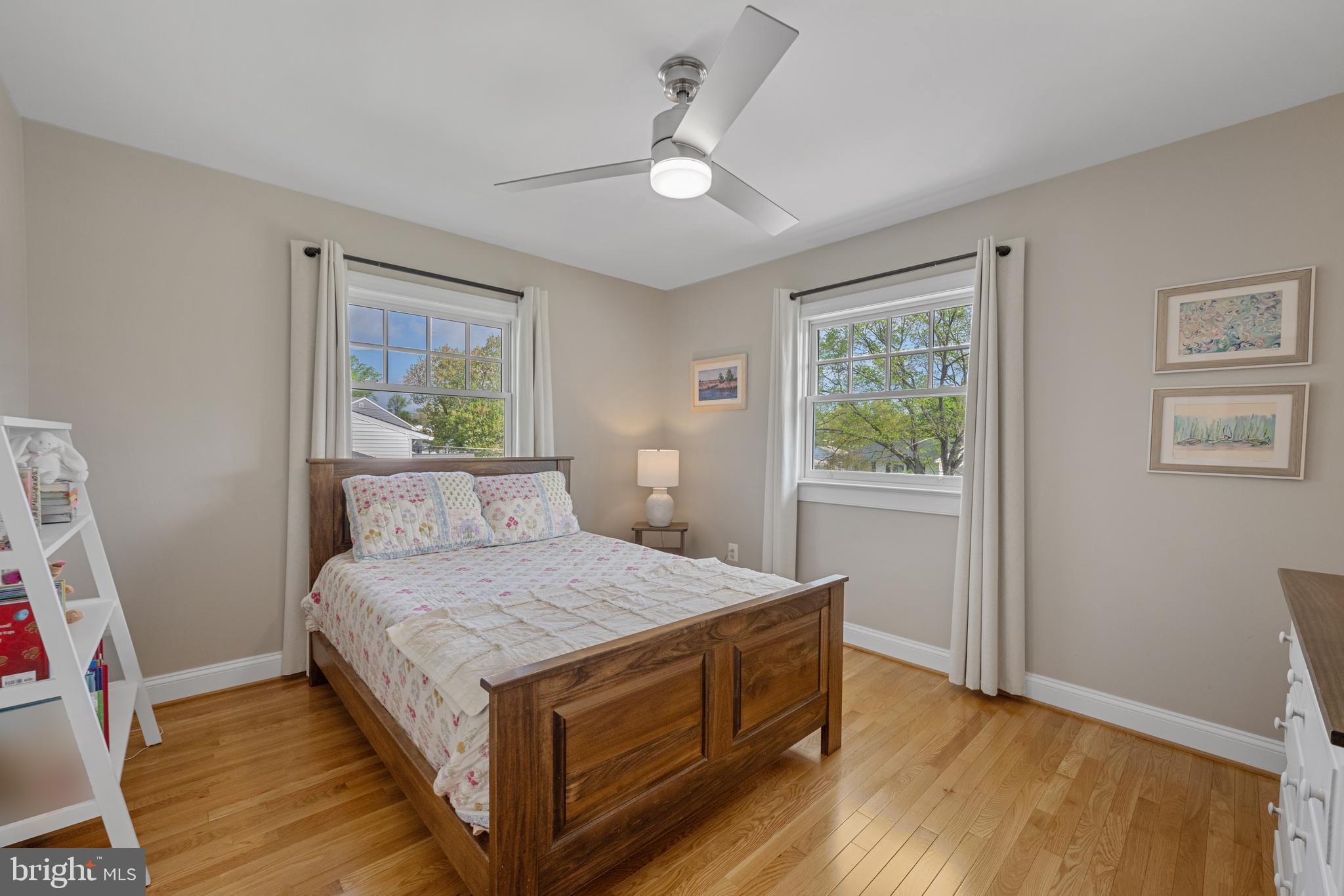 YORK MANOR - Residential