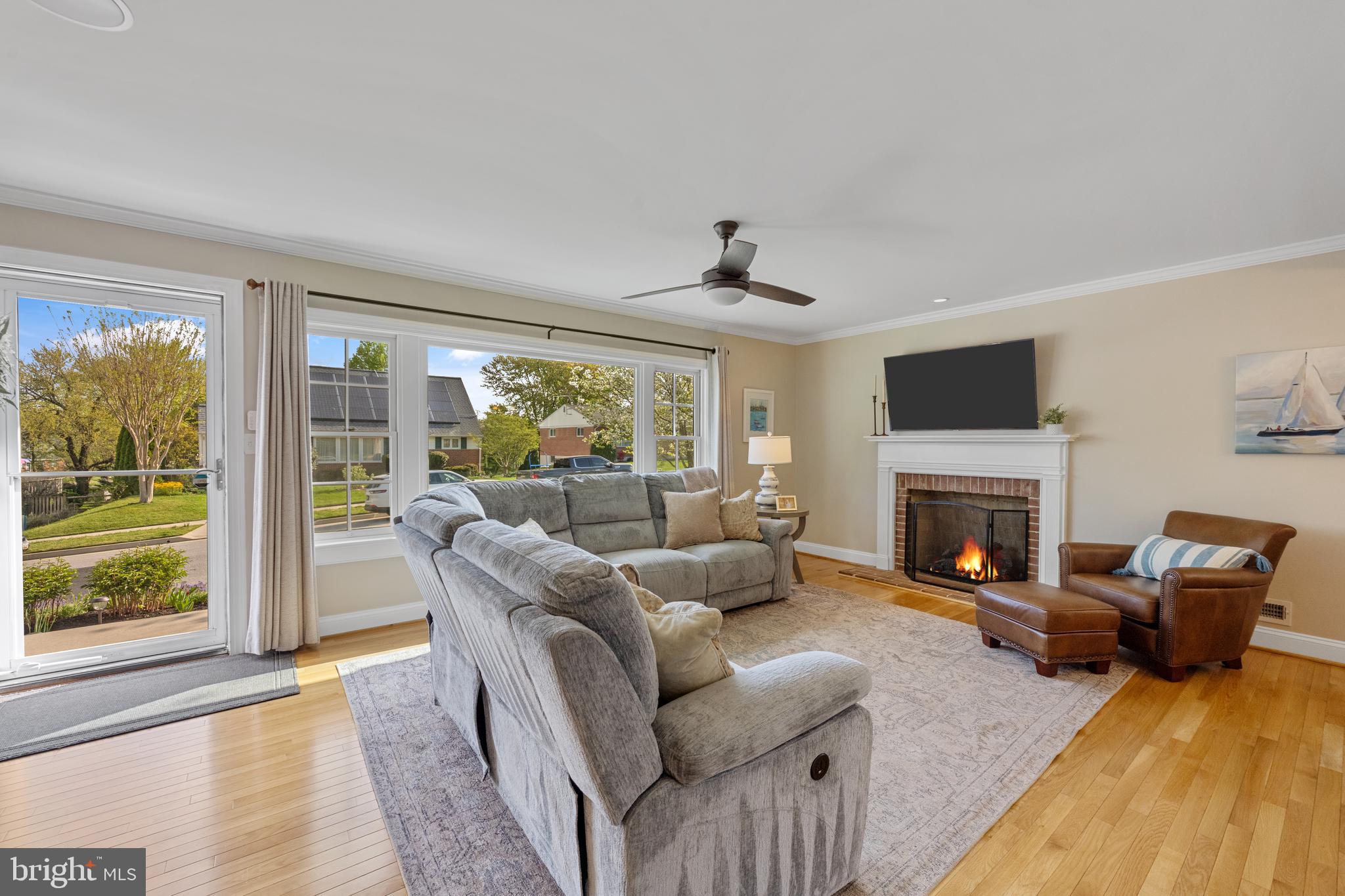 YORK MANOR - Residential
