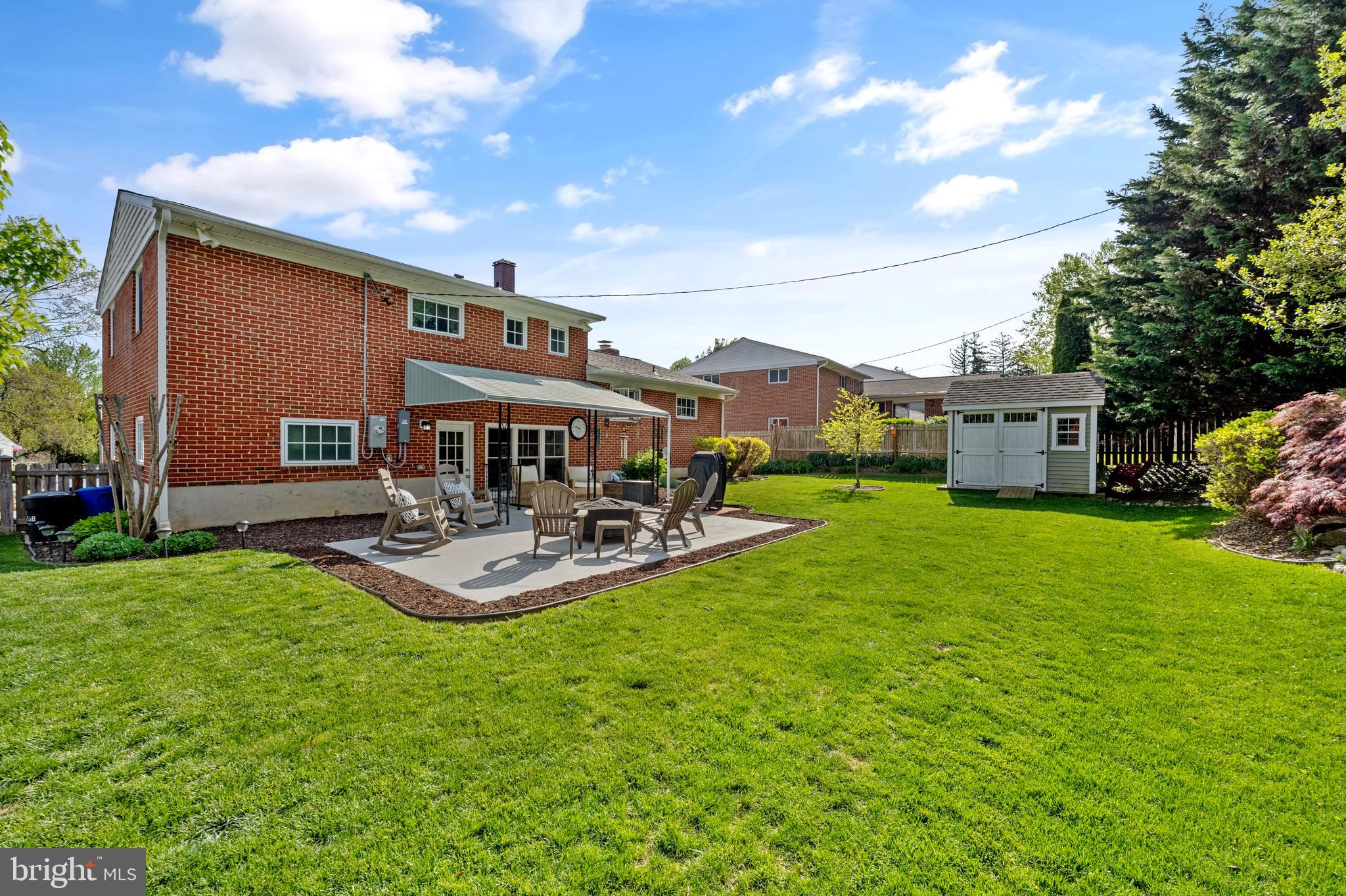 YORK MANOR - Residential