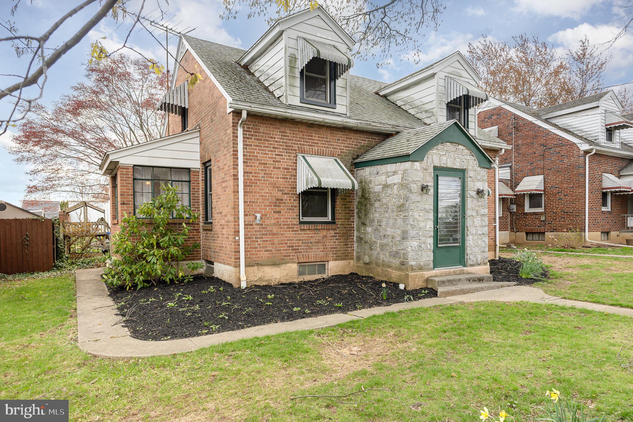942 QUENTIN ROAD
