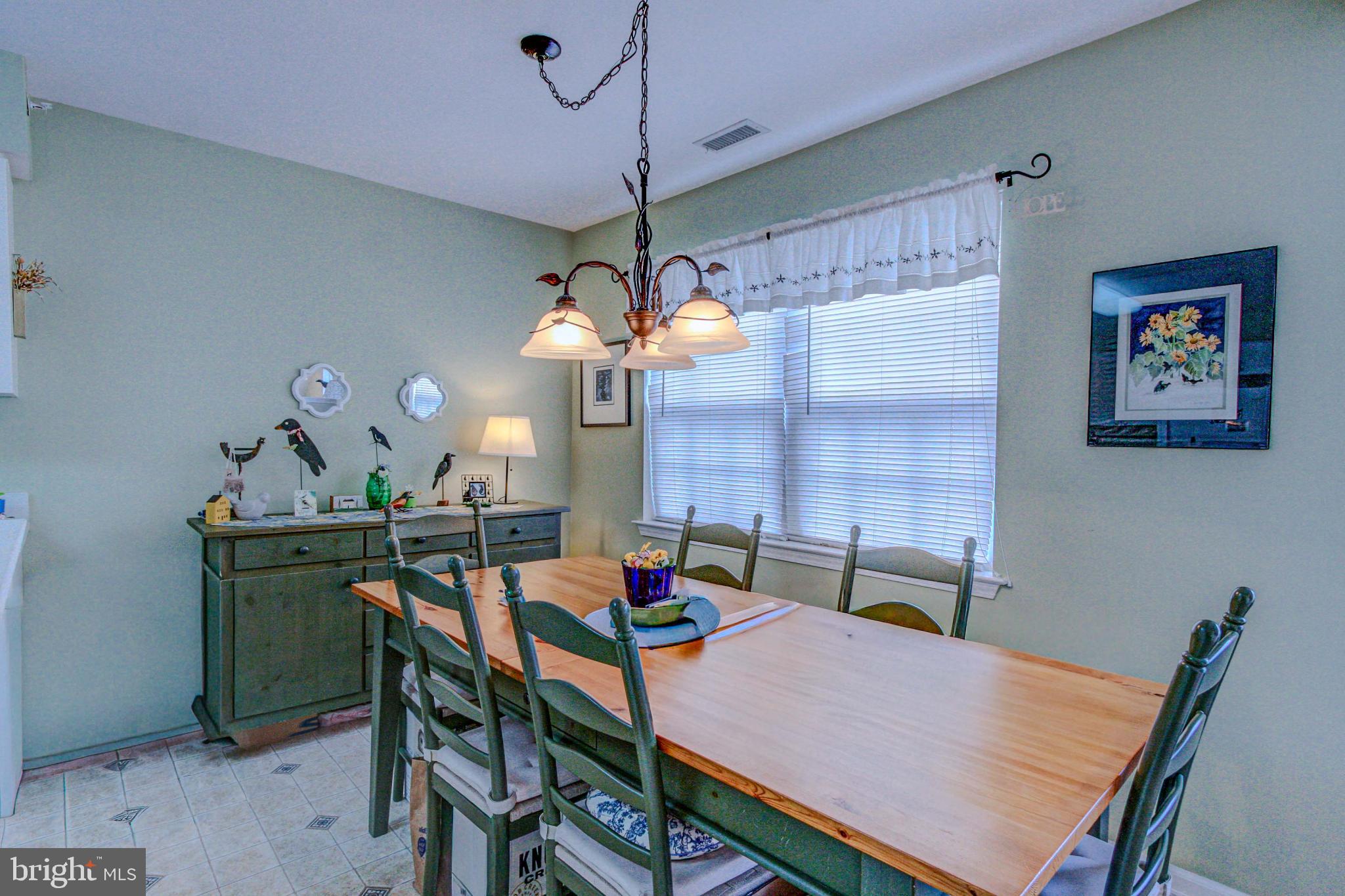 COUNTRY CROSSING - Residential