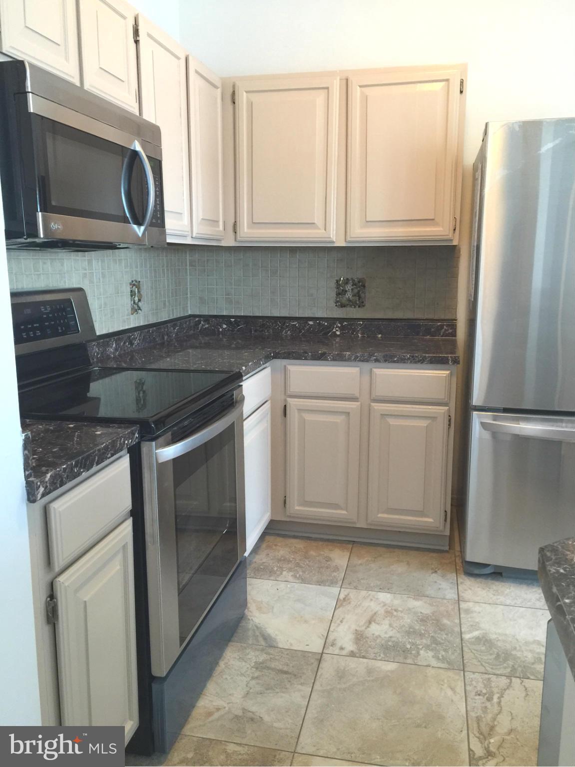 BROOKMEADE CONDO - Residential Lease