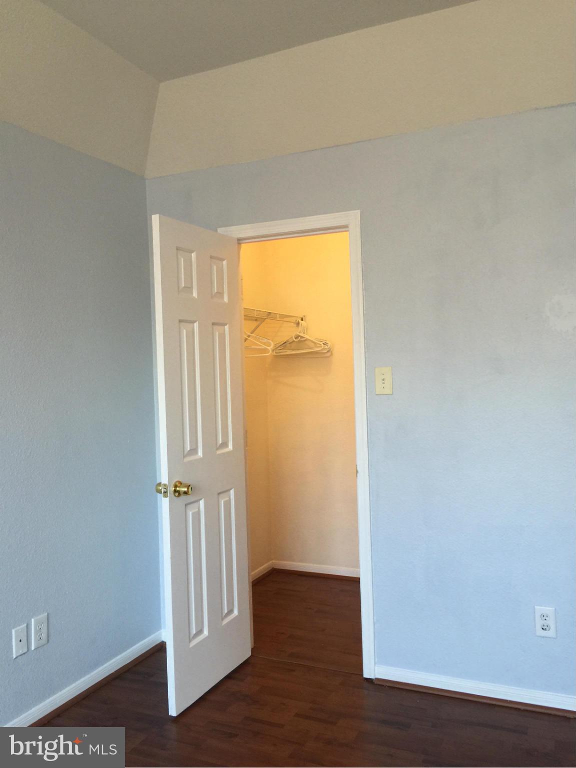 BROOKMEADE CONDO - Residential Lease