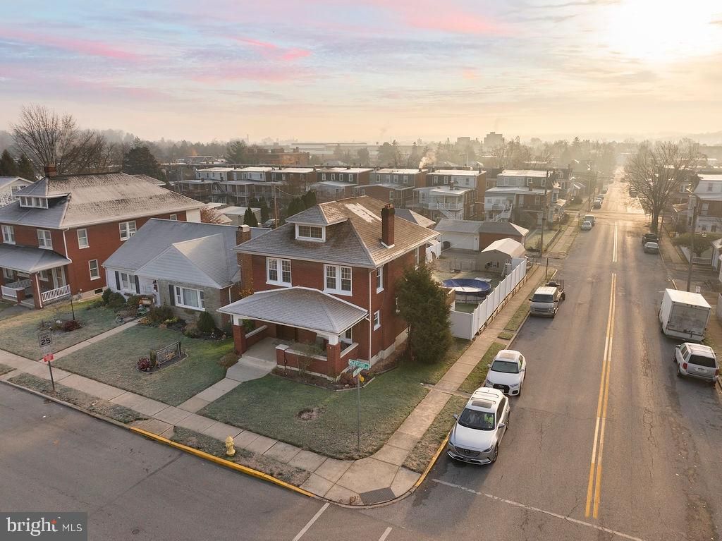 Photo of 698 Maryland Avenue, YORK, PA 17404 (MLS # PAYK2094272)