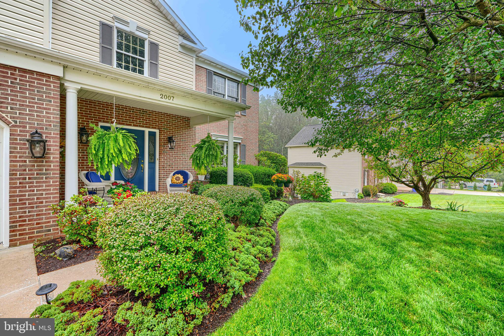 2007 ROYAL FERN COURT