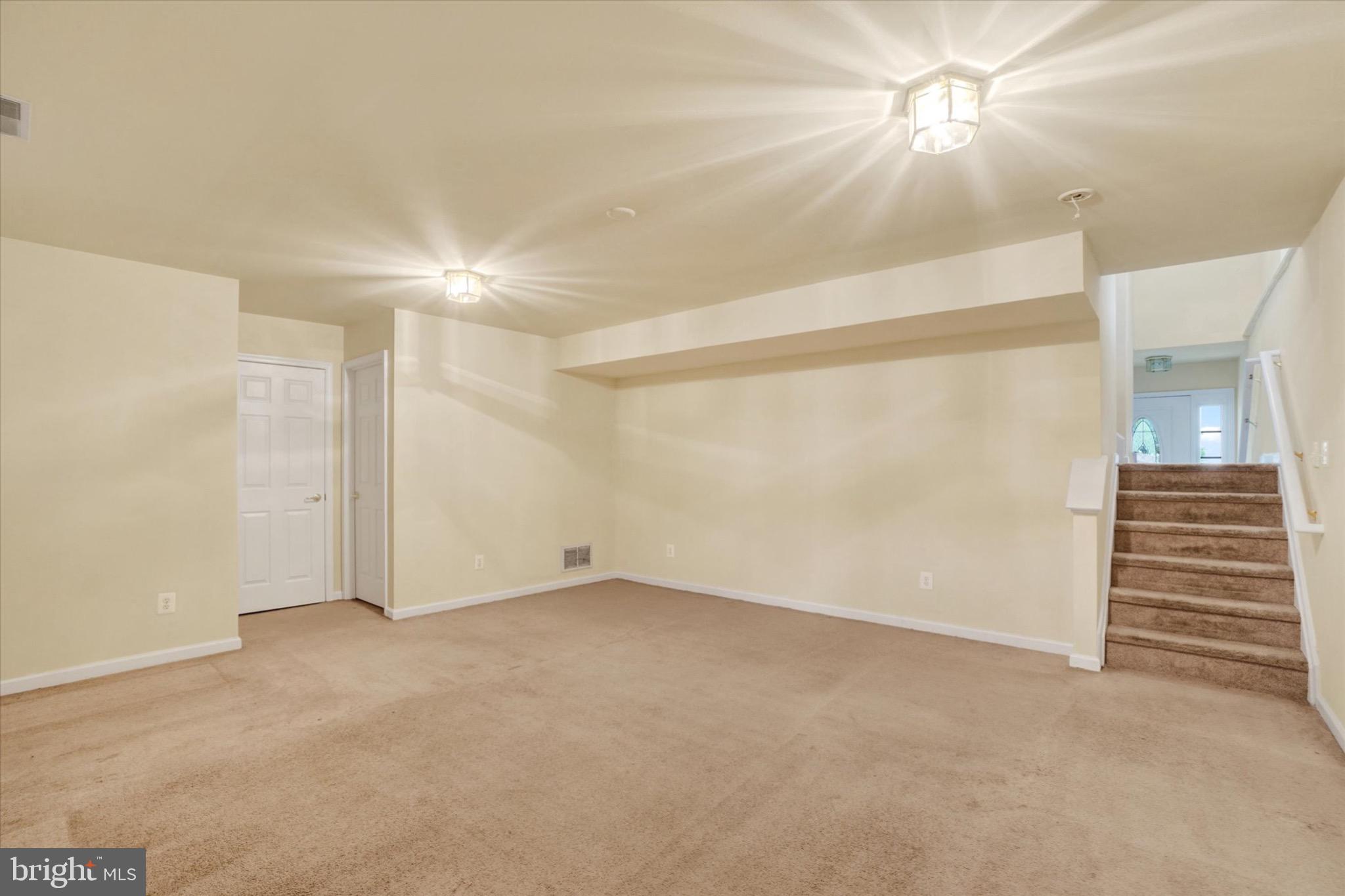 IRON BRIDGE LANDING - Residential