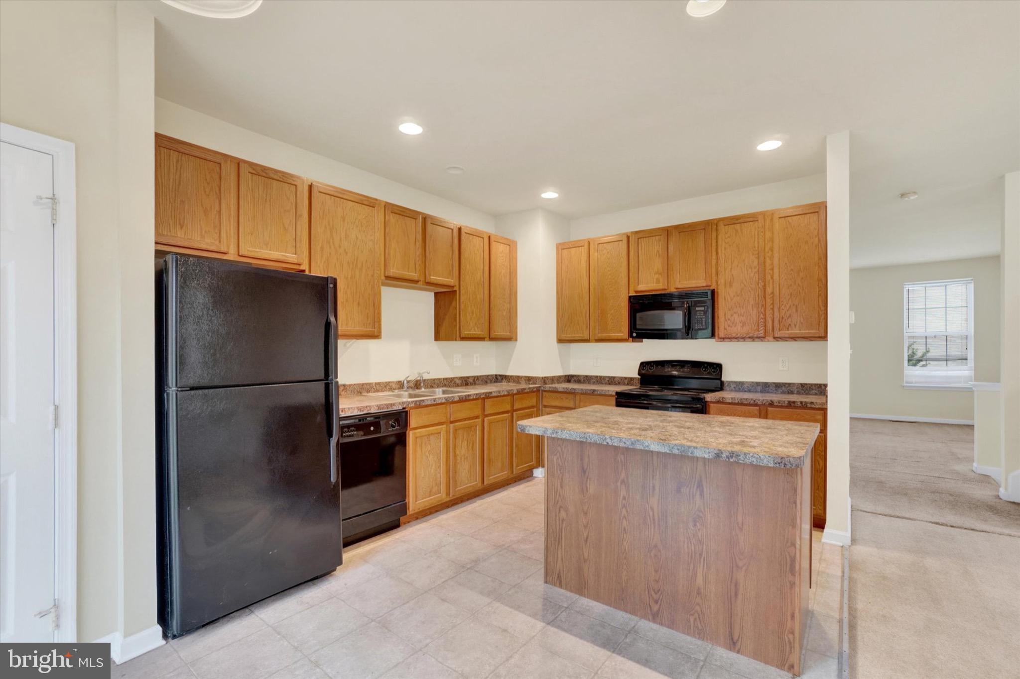 IRON BRIDGE LANDING - Residential