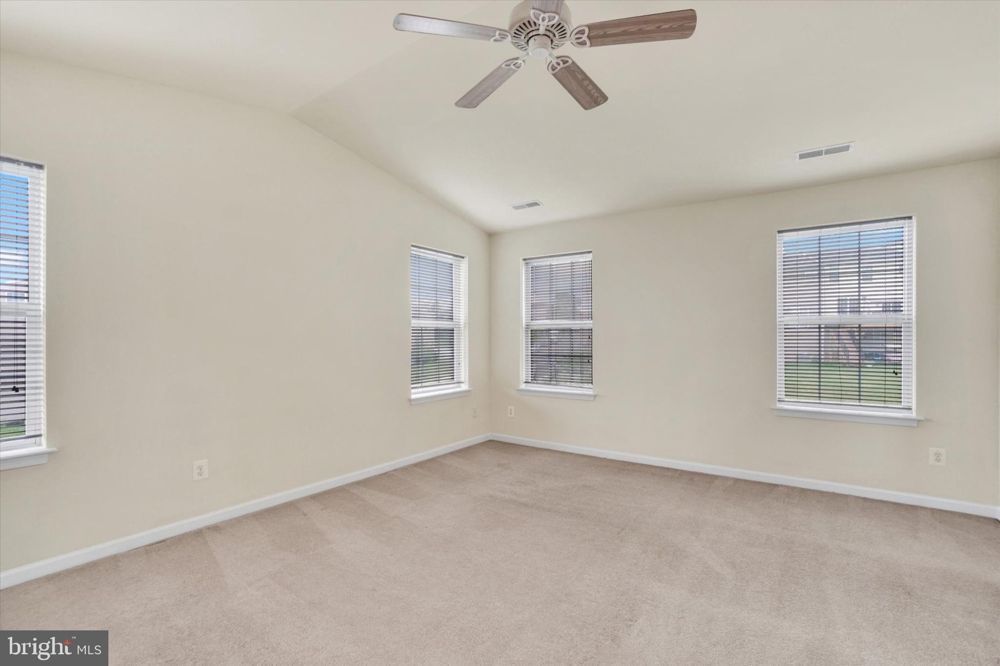 IRON BRIDGE LANDING - Residential