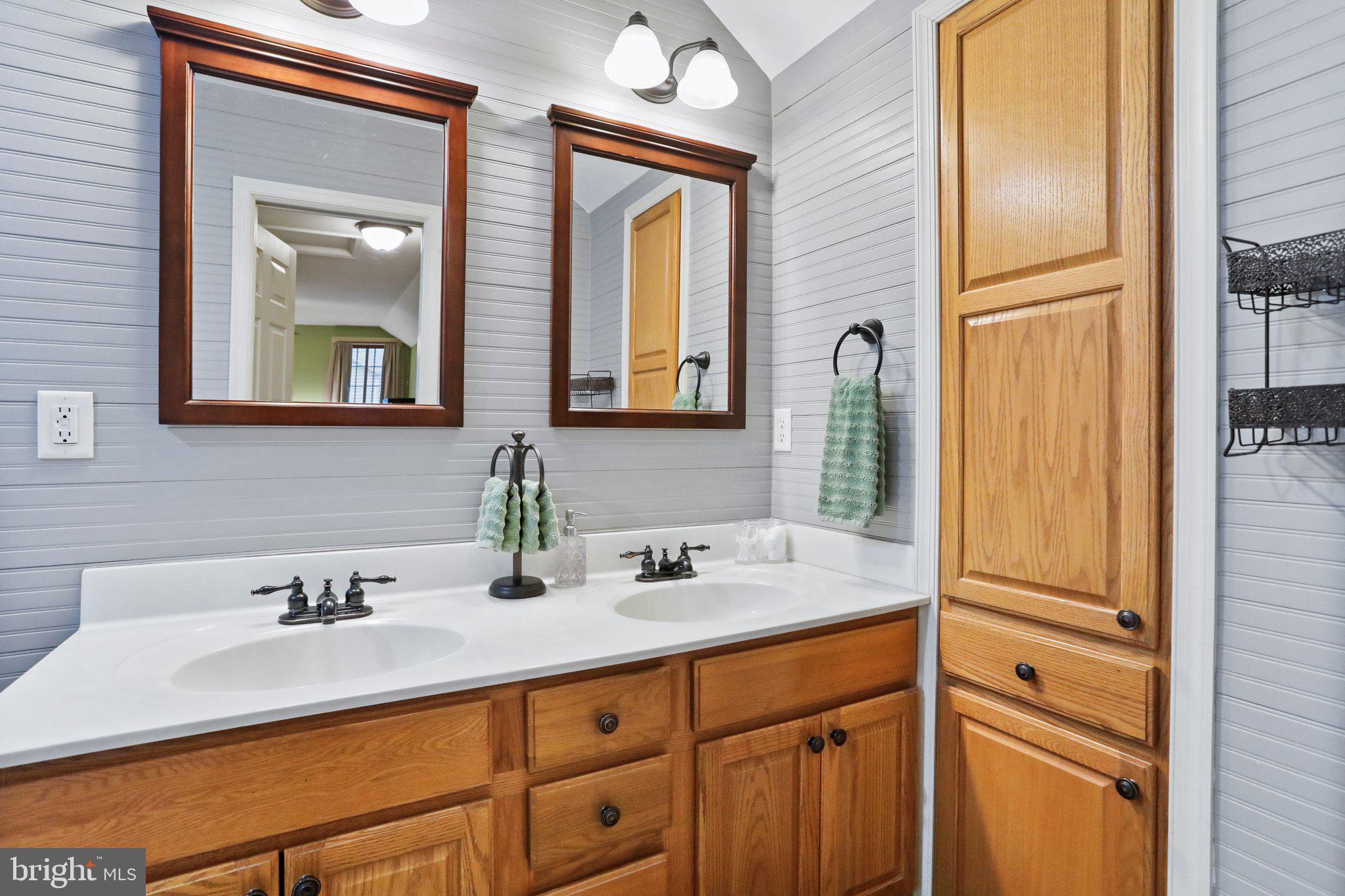 LAURICH RIDGE - Residential