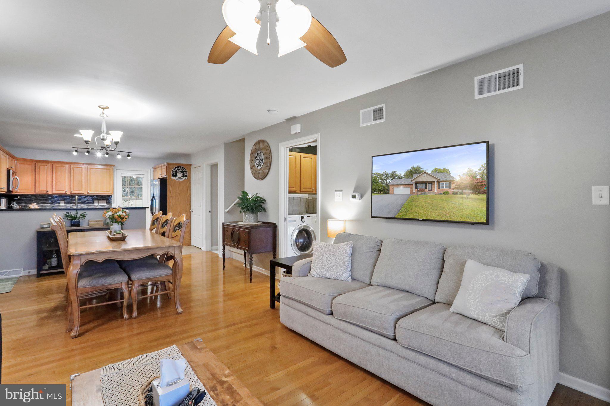 LAURICH RIDGE - Residential