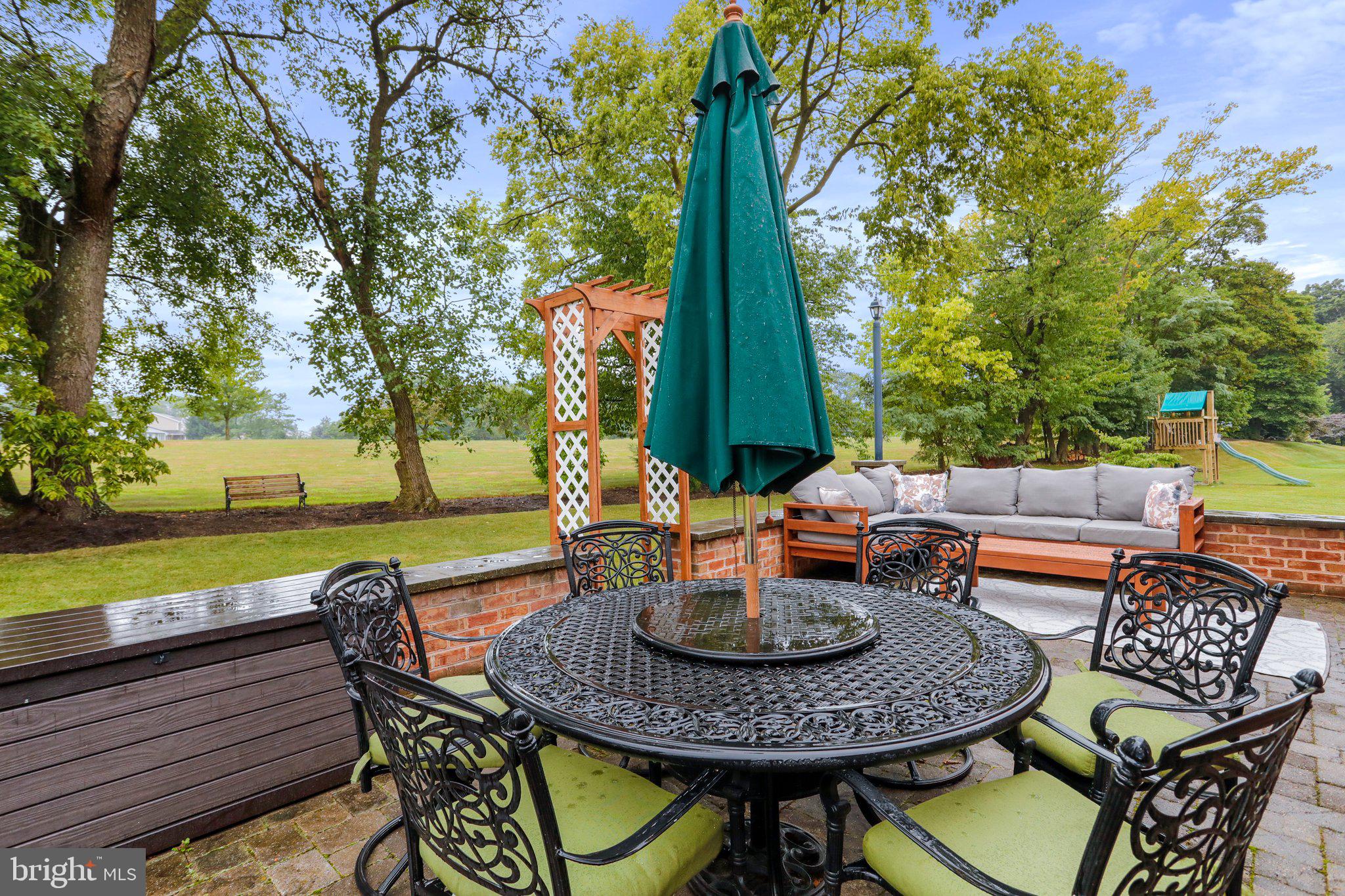 LAURICH RIDGE - Residential