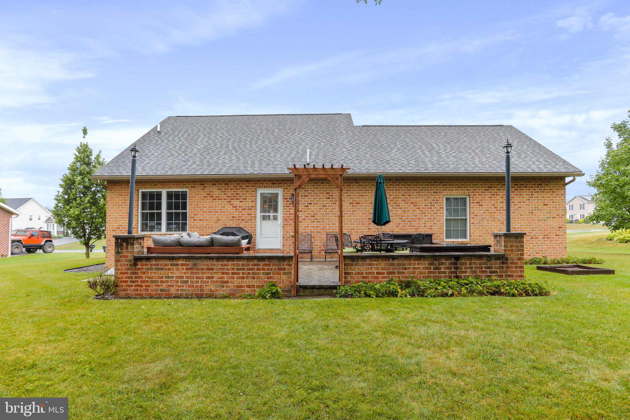 LAURICH RIDGE - Residential