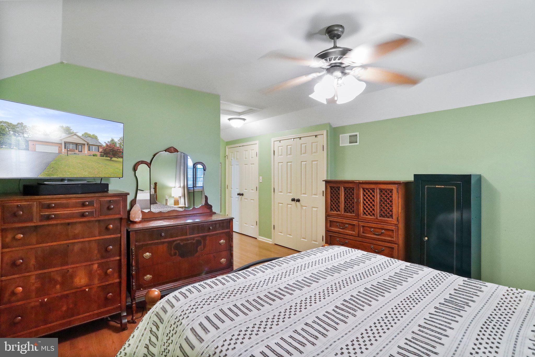 LAURICH RIDGE - Residential