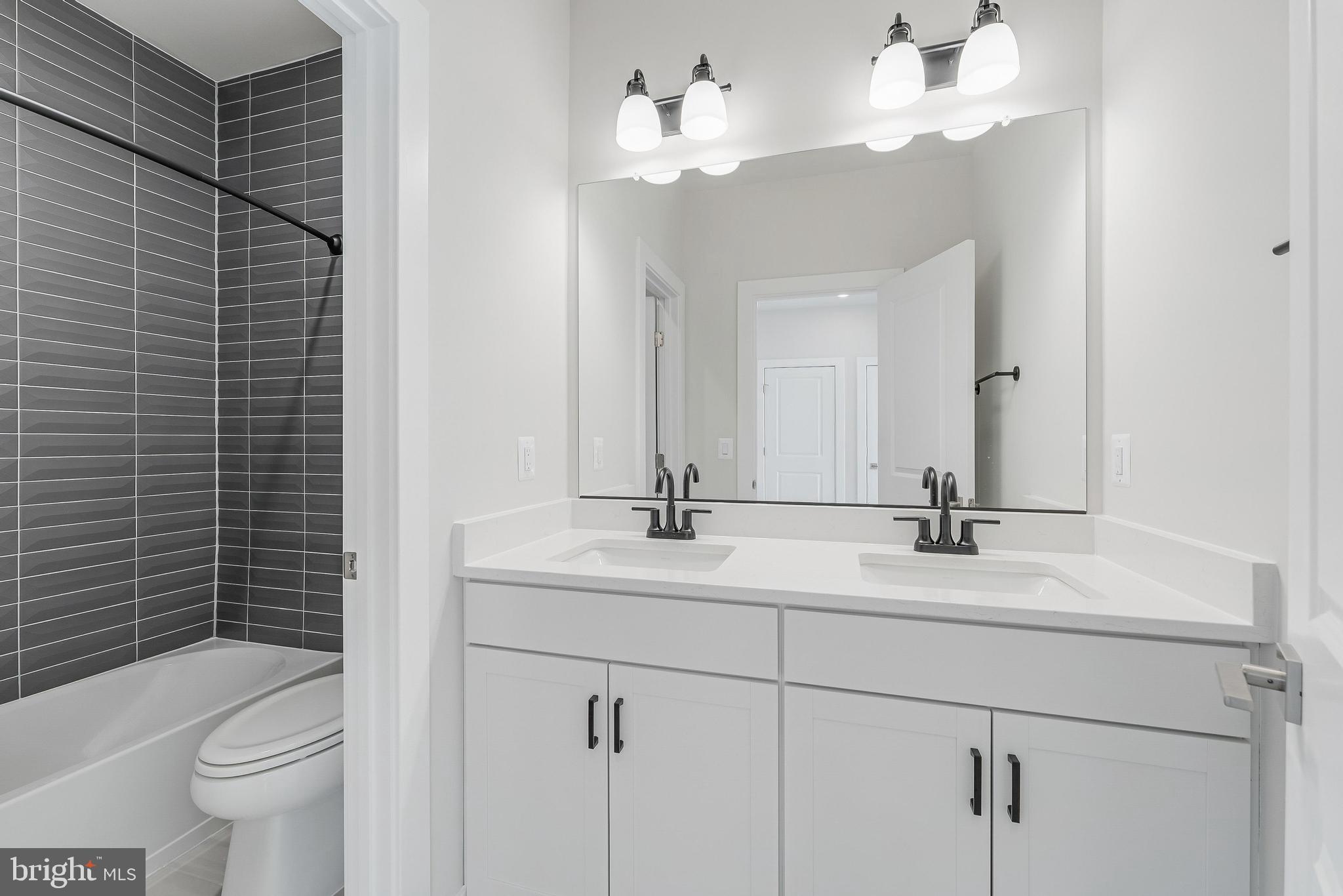 ONE LOUDOUN - Residential Lease