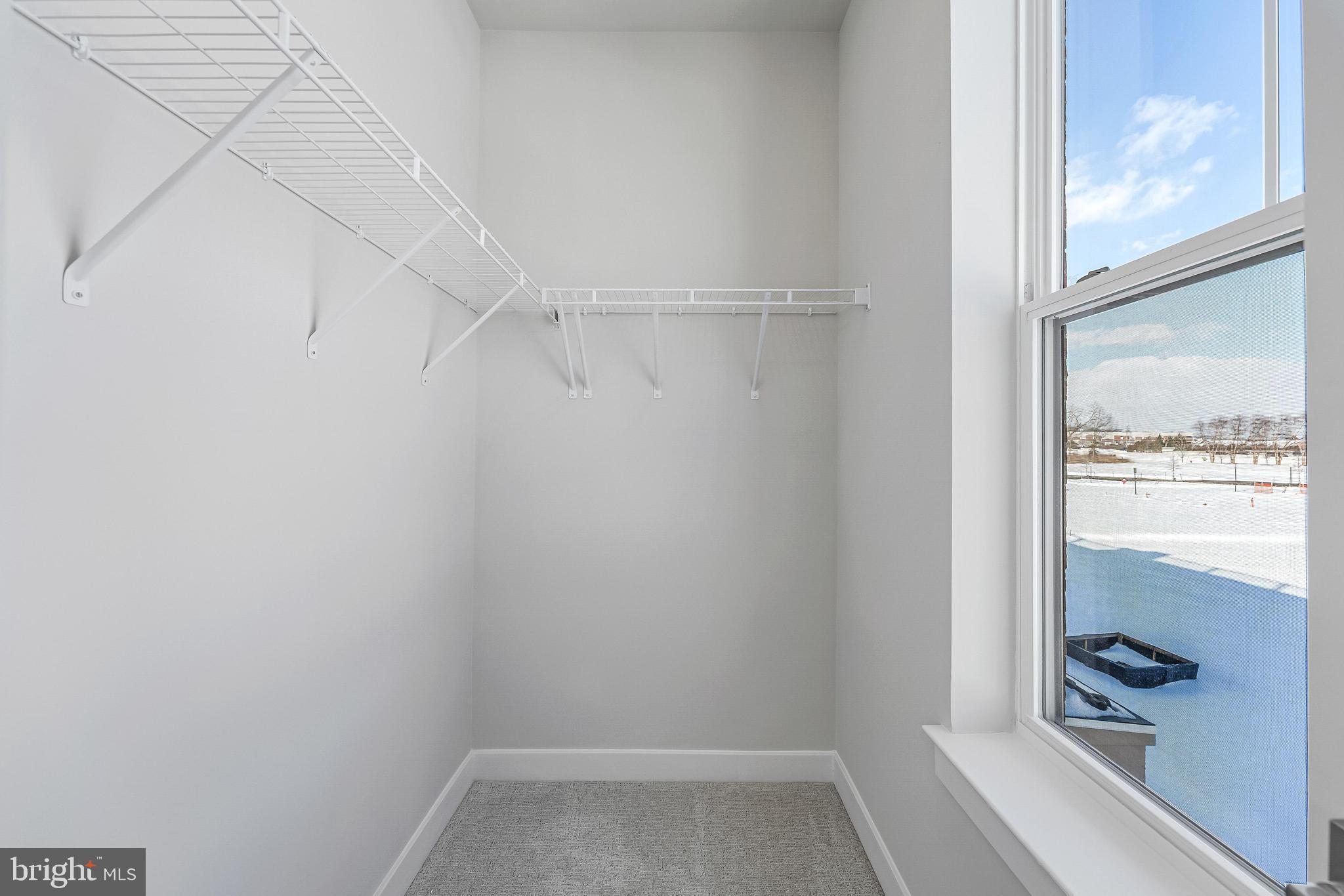 ONE LOUDOUN - Residential Lease