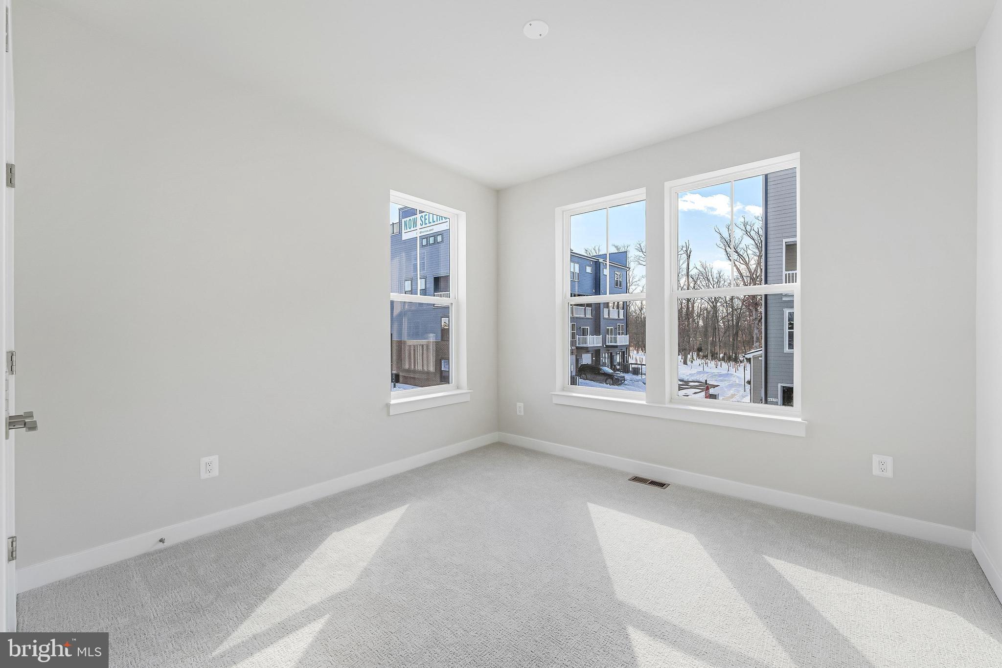 ONE LOUDOUN - Residential Lease