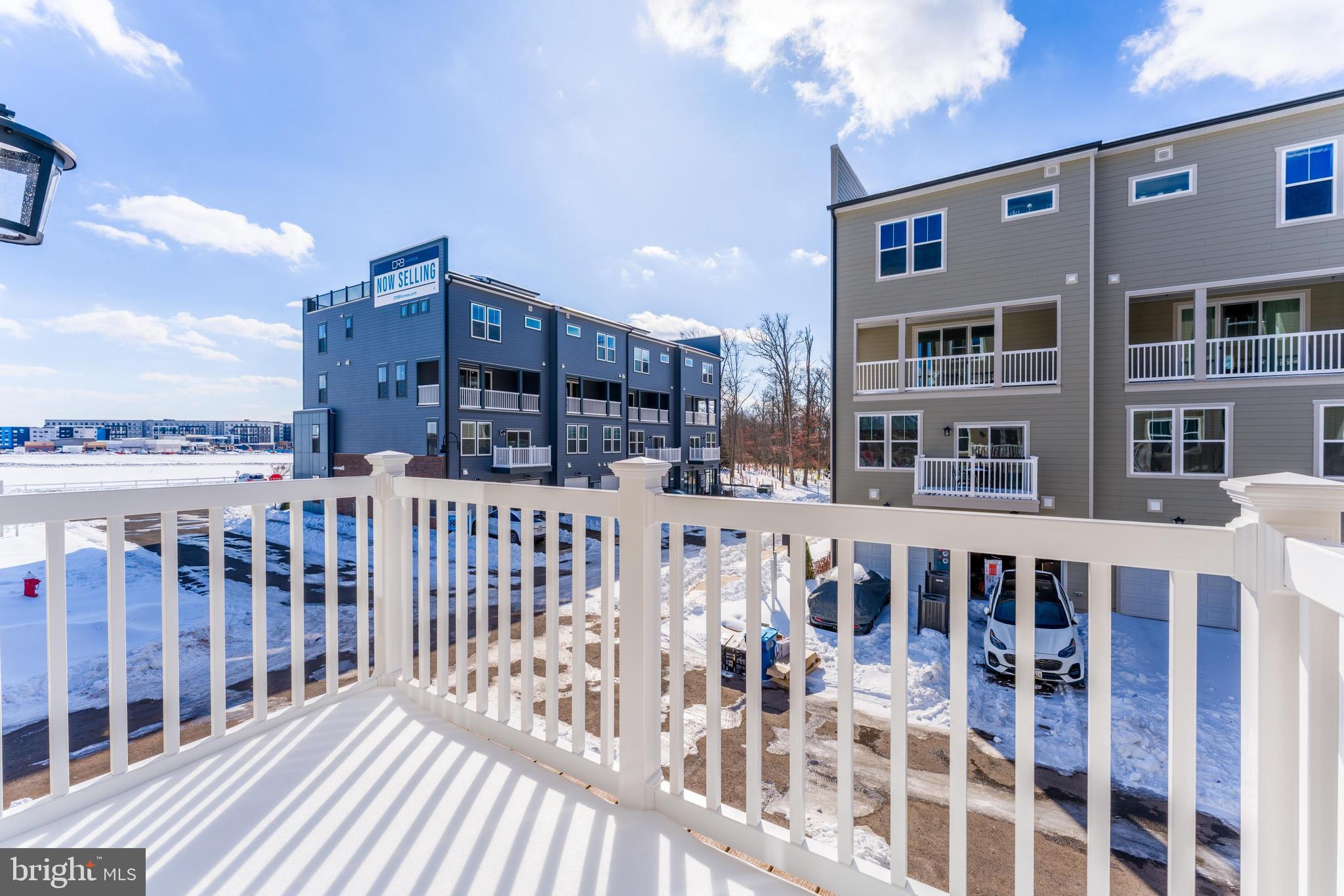 ONE LOUDOUN - Residential Lease