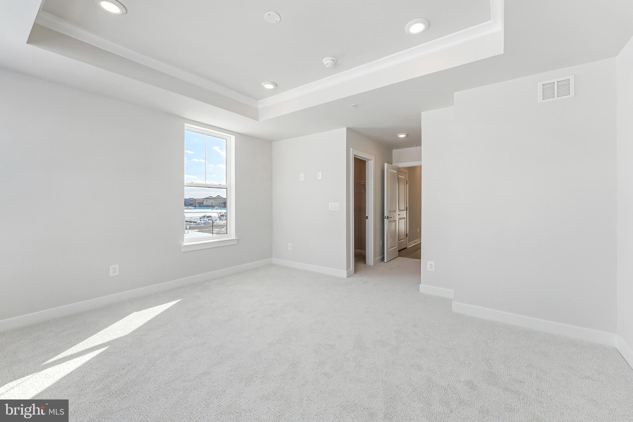 ONE LOUDOUN - Residential Lease