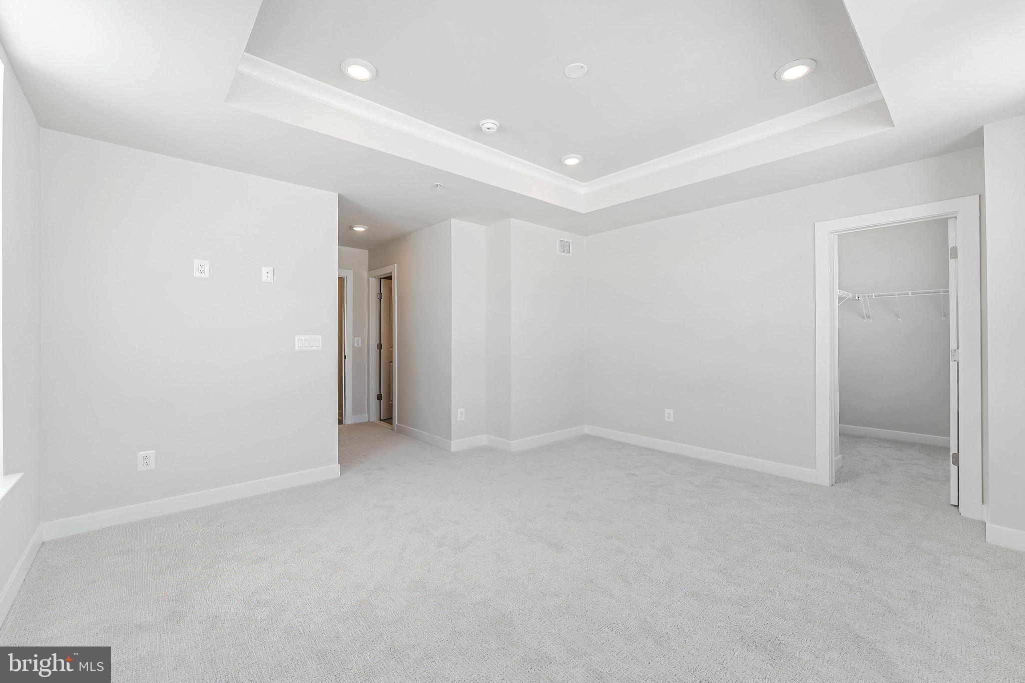 ONE LOUDOUN - Residential Lease