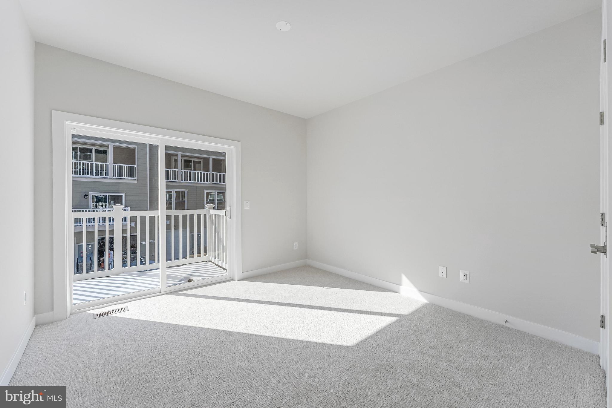 ONE LOUDOUN - Residential Lease