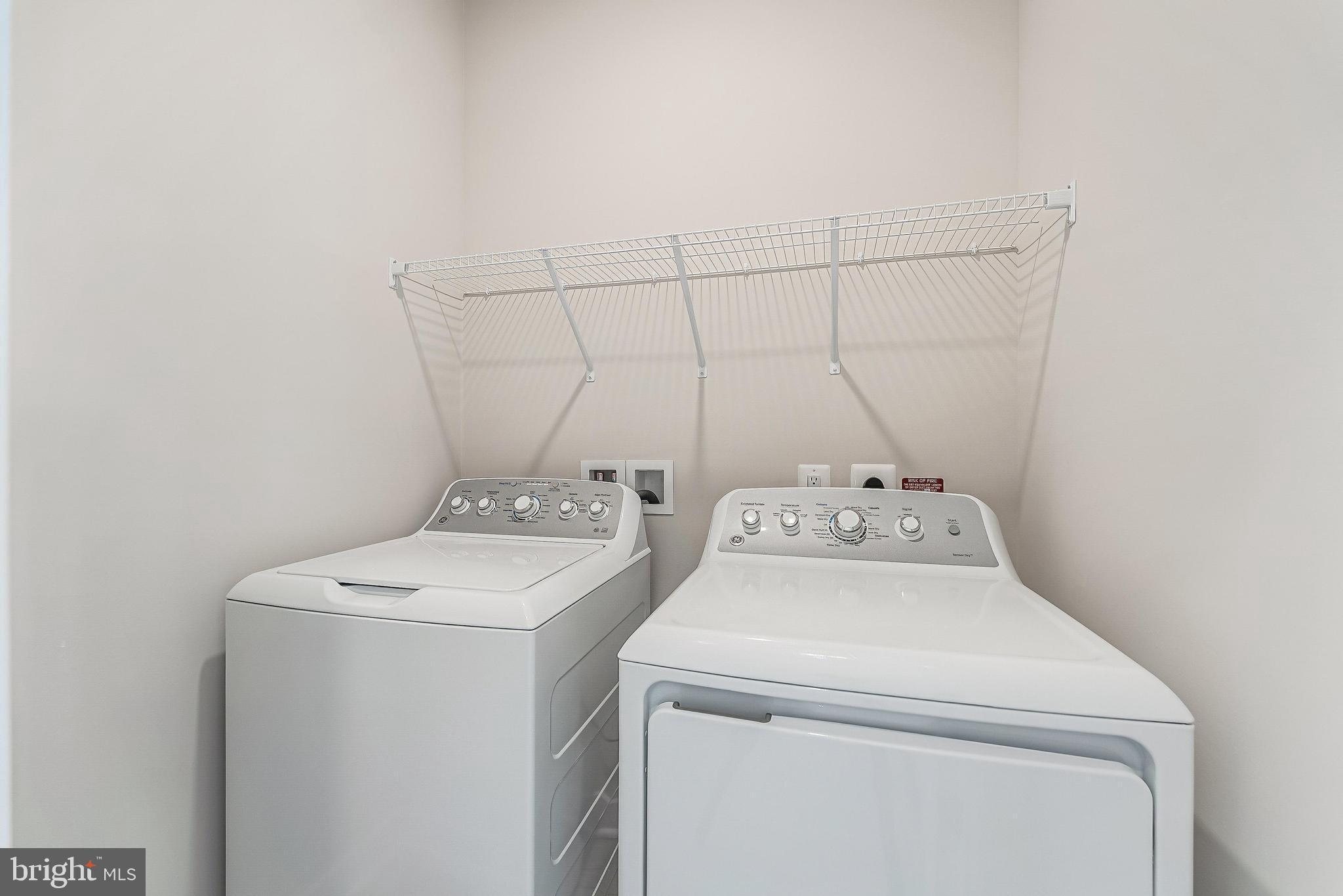 ONE LOUDOUN - Residential Lease