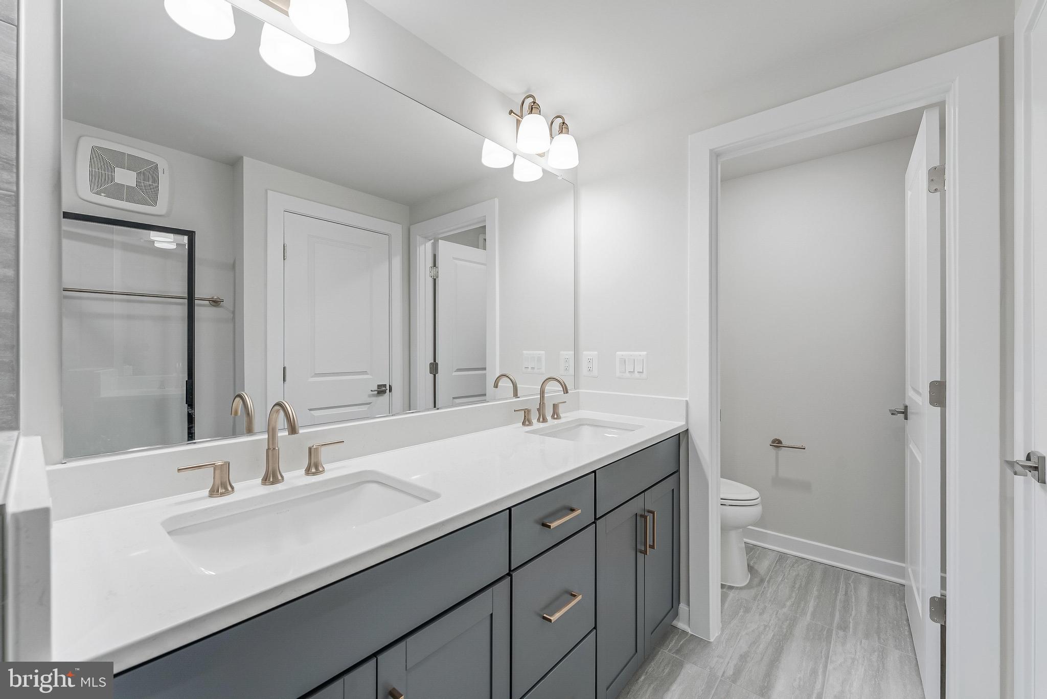 ONE LOUDOUN - Residential Lease