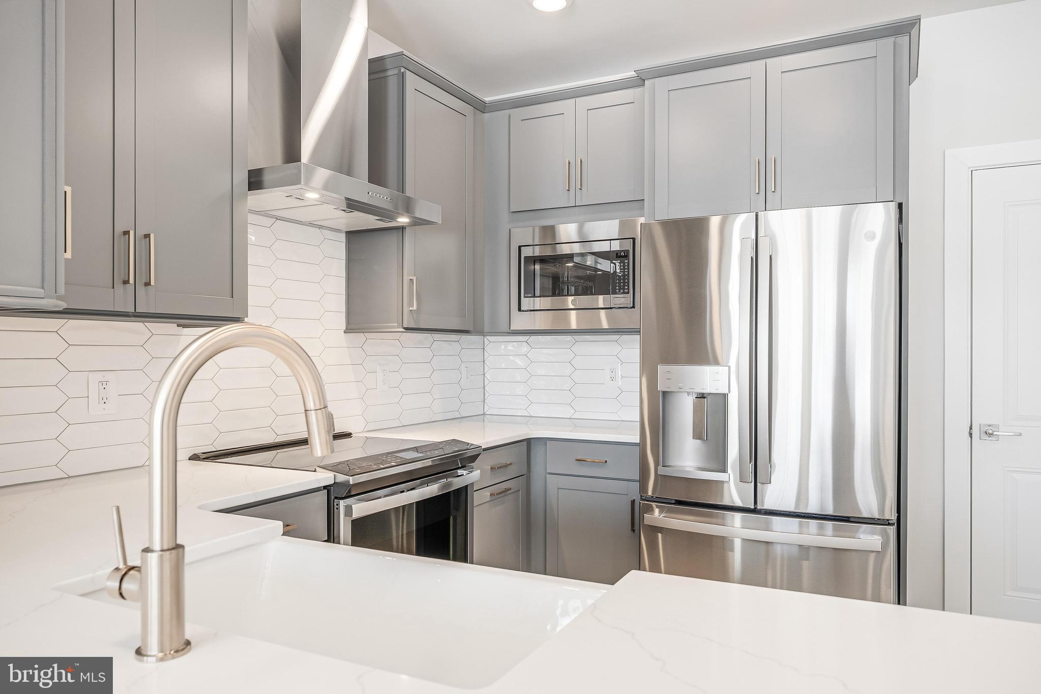 ONE LOUDOUN - Residential Lease