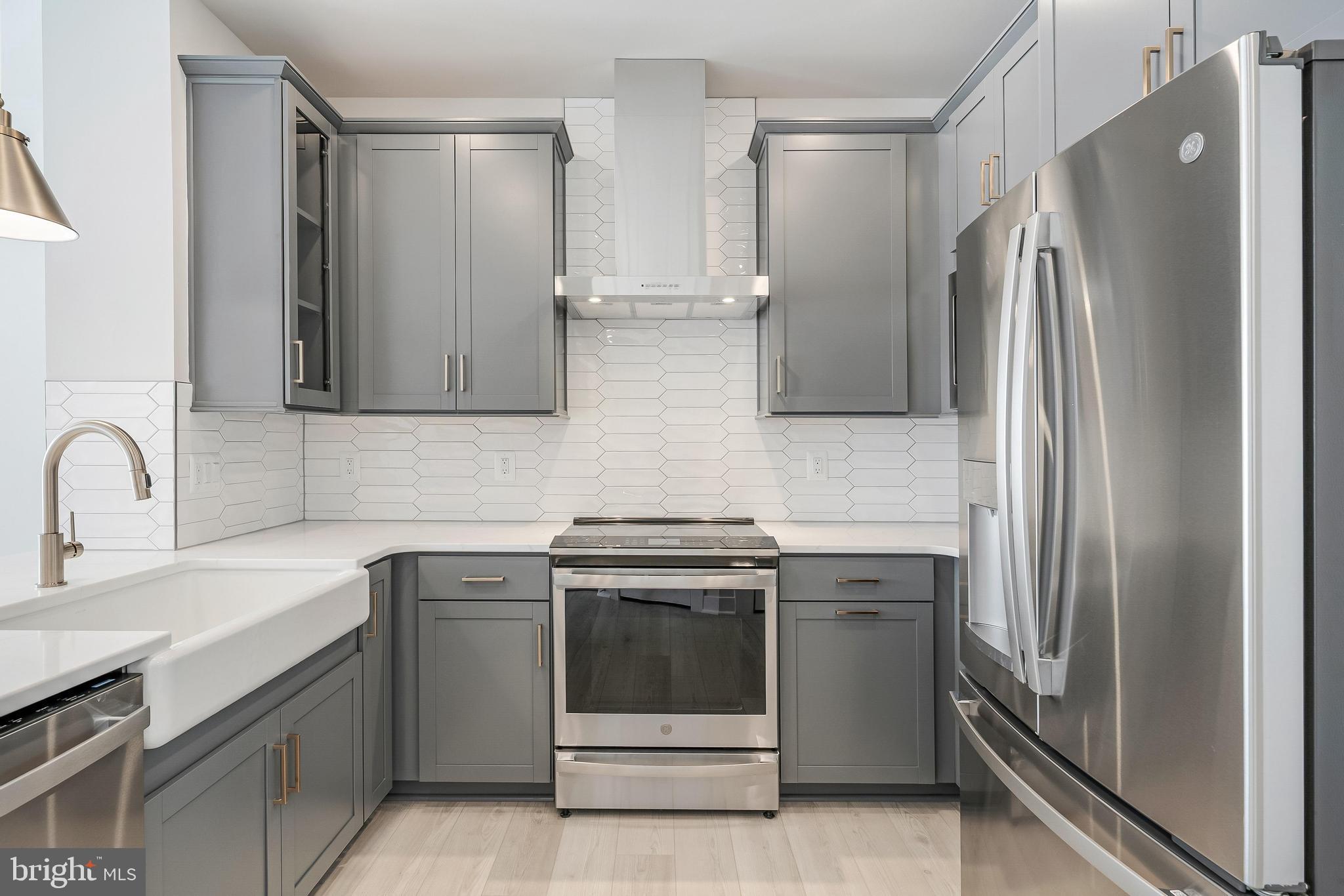 ONE LOUDOUN - Residential Lease