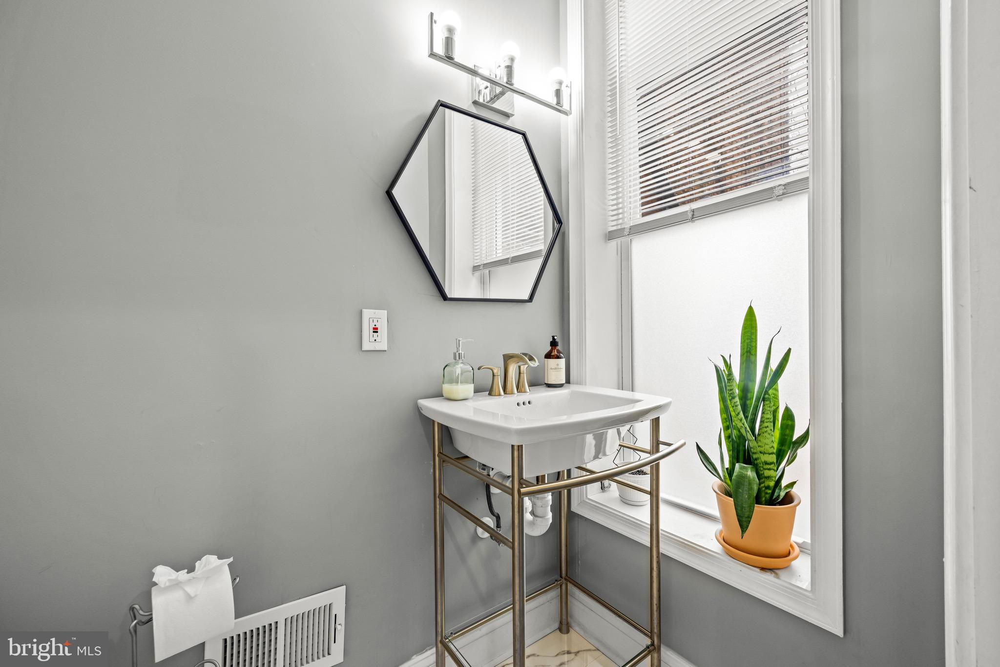 WOODBROOK - Residential