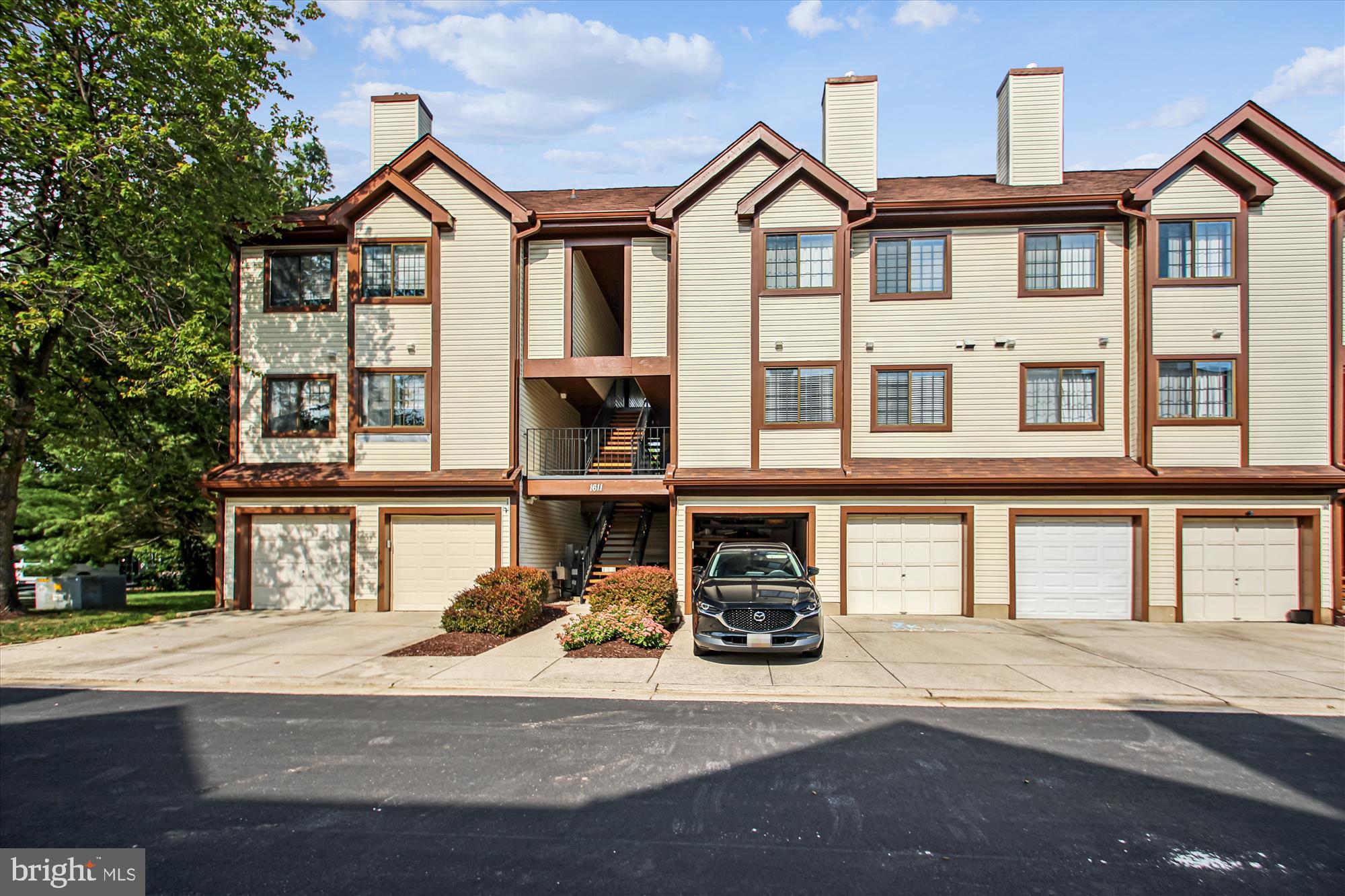 1611 AIRY HILL COURT C 9C