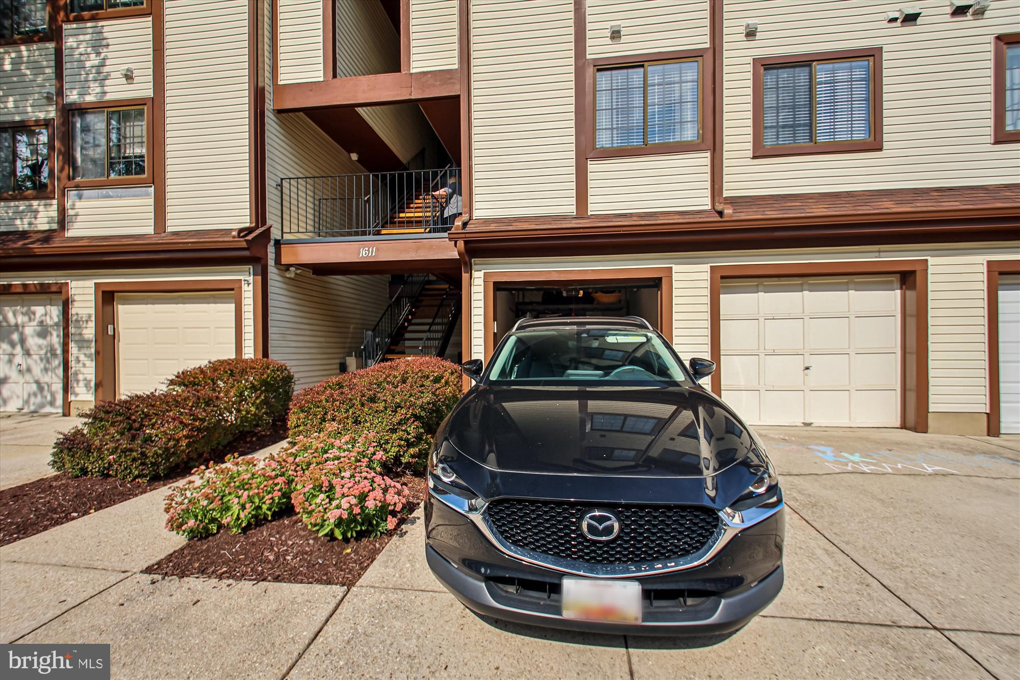 1611 AIRY HILL COURT C 9C