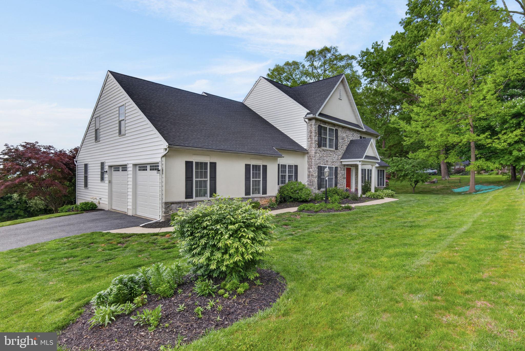 EAGLE VIEW - Residential