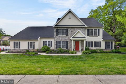Photo of 501 Bald Eagle Court, LANCASTER, PA 17601 (MLS # PALA2088012)
