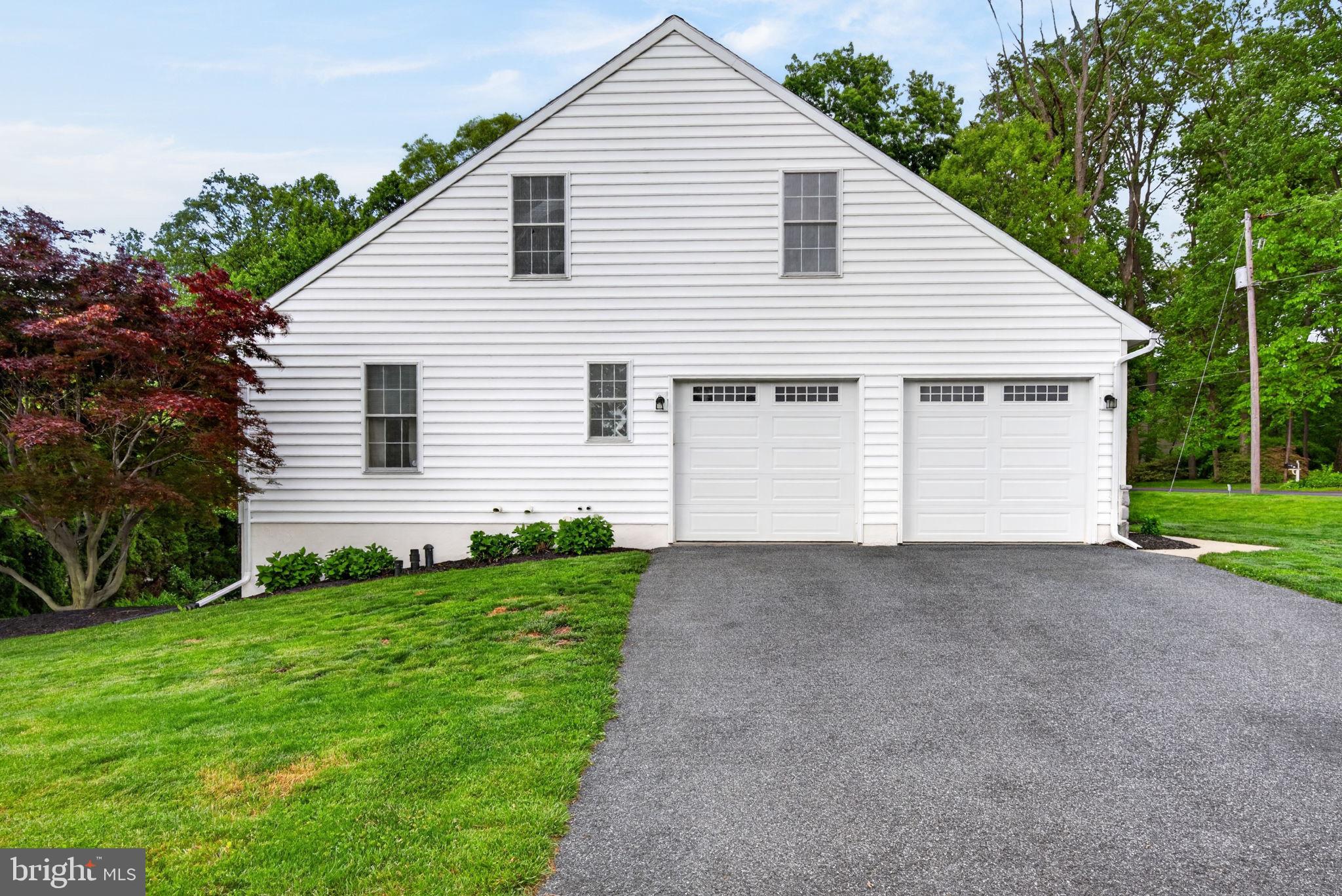 EAGLE VIEW - Residential