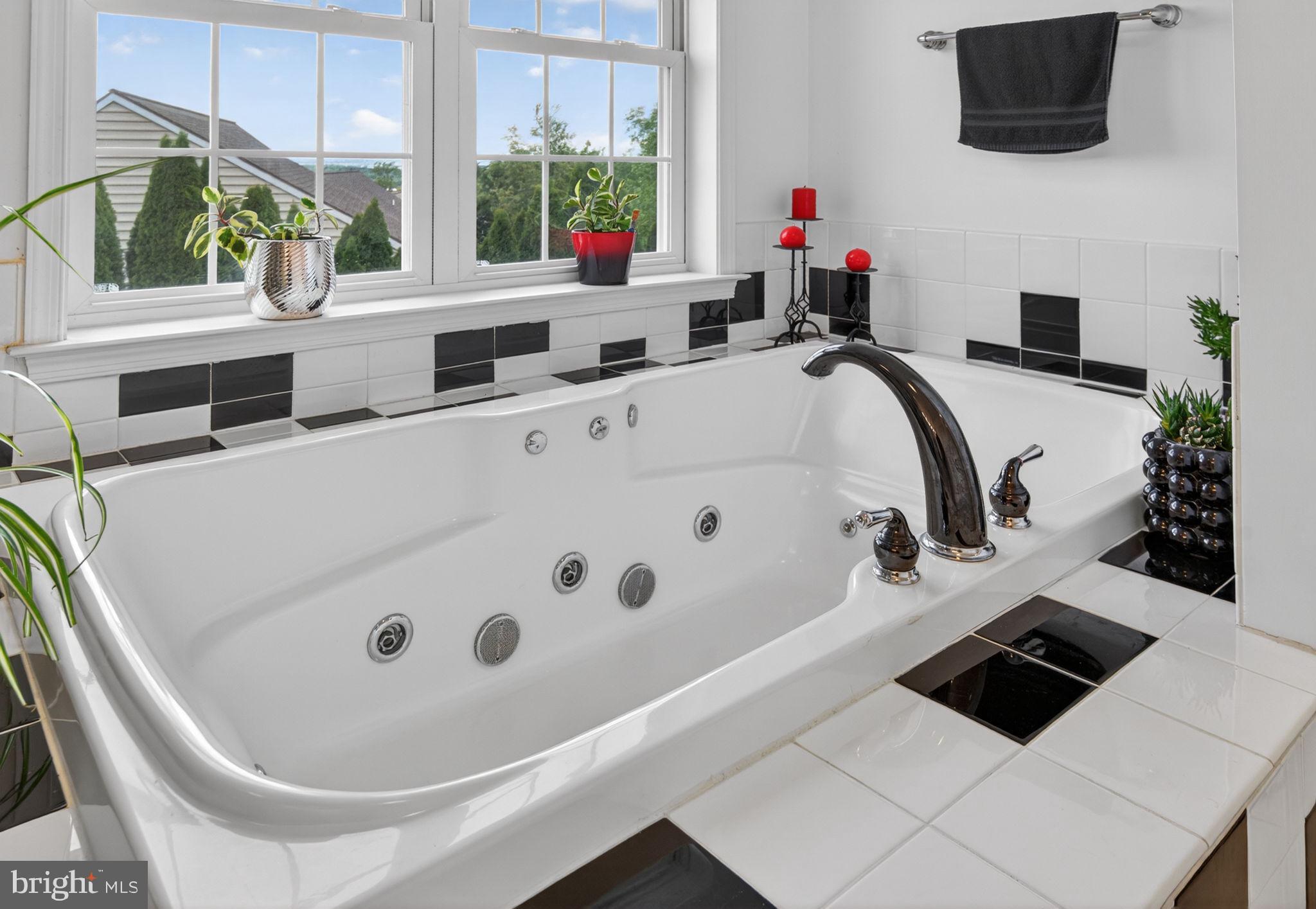 EAGLE VIEW - Residential