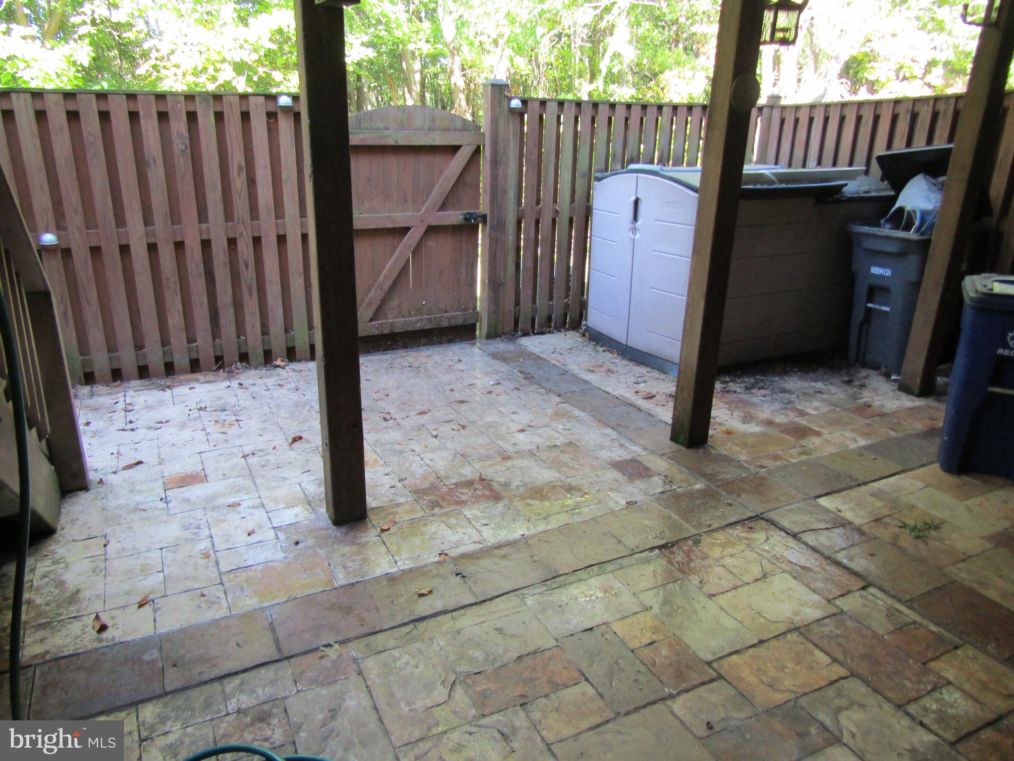 CENTREVILLE GREEN - Residential Lease