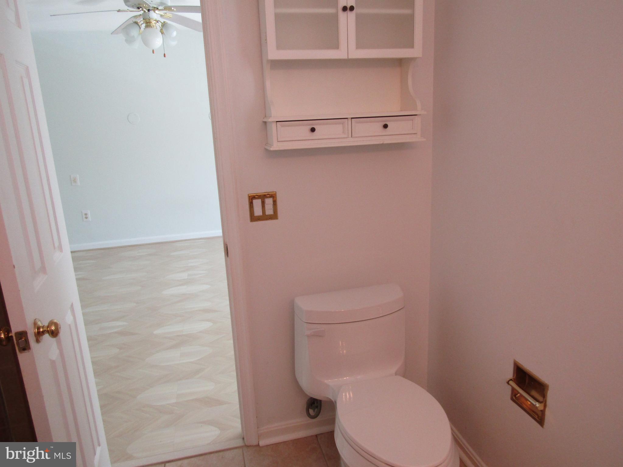 CENTREVILLE GREEN - Residential Lease