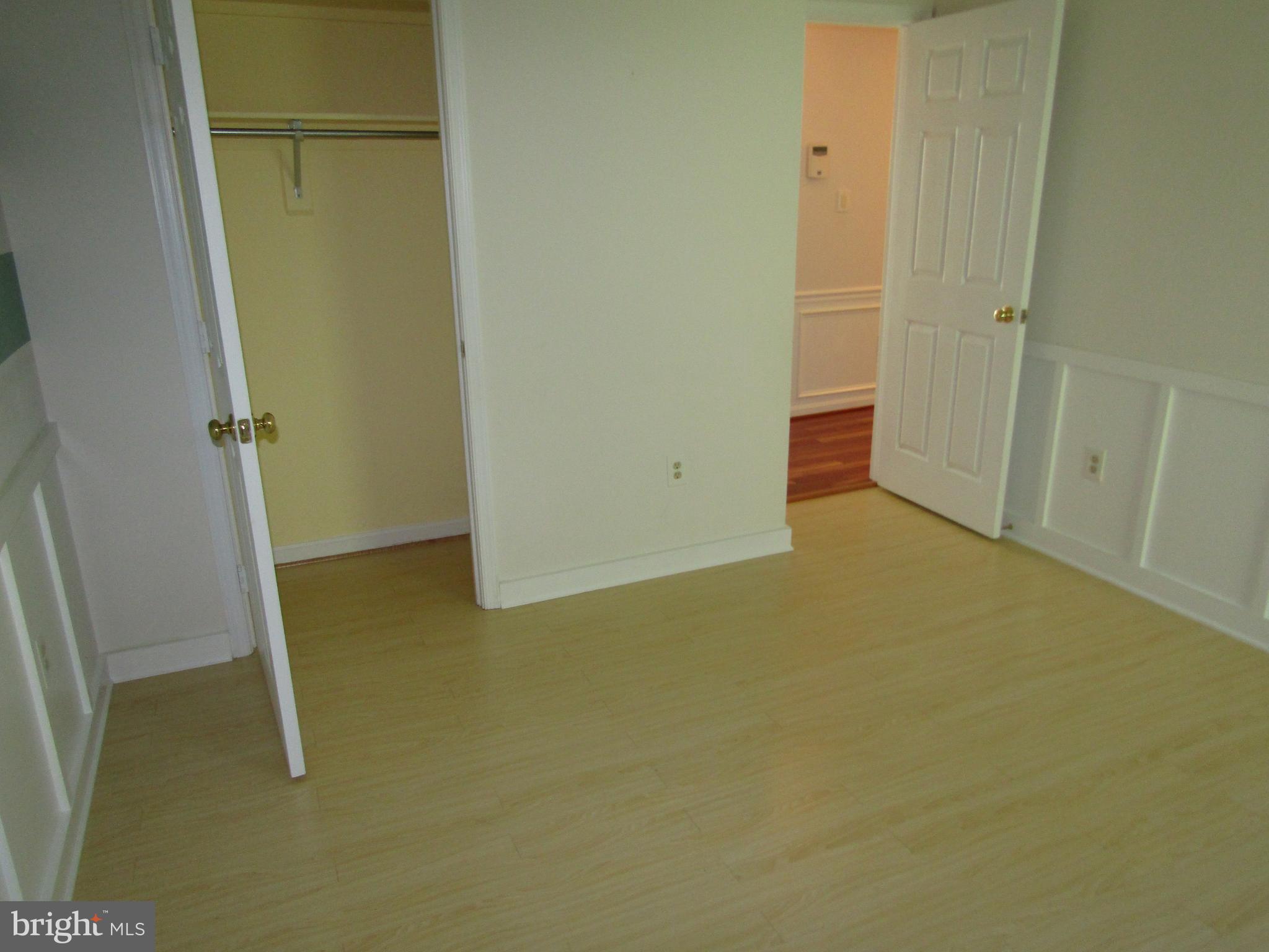 CENTREVILLE GREEN - Residential Lease