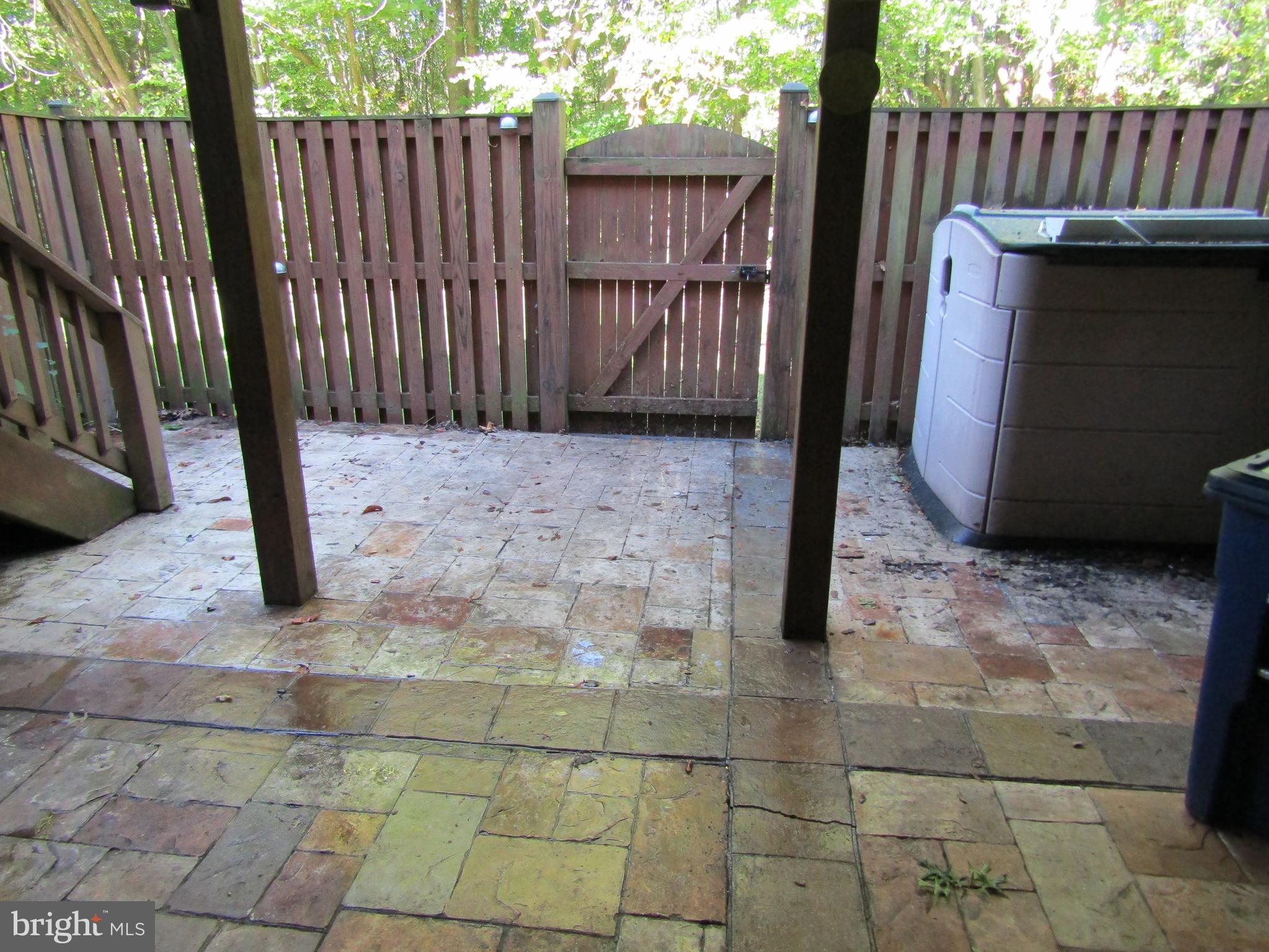 CENTREVILLE GREEN - Residential Lease