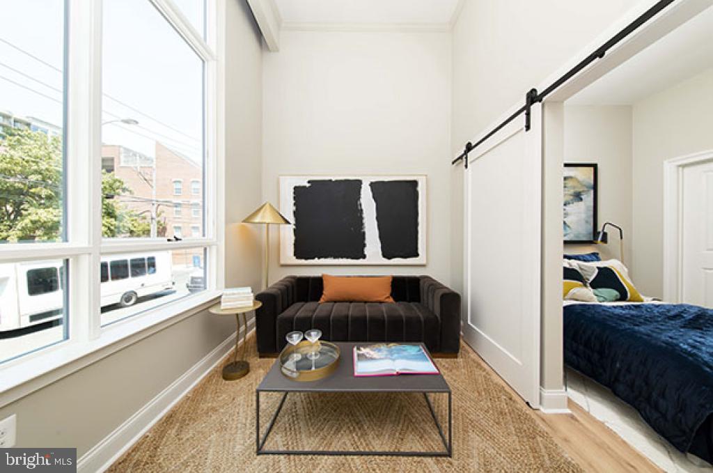 LOGAN SQUARE - Residential Lease