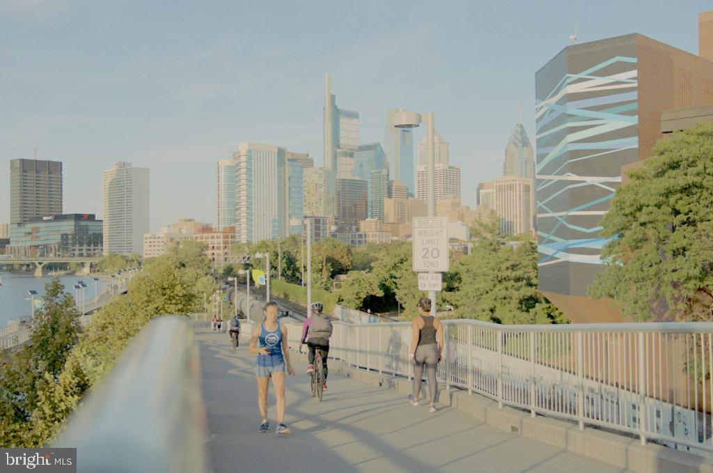 LOGAN SQUARE - Residential Lease