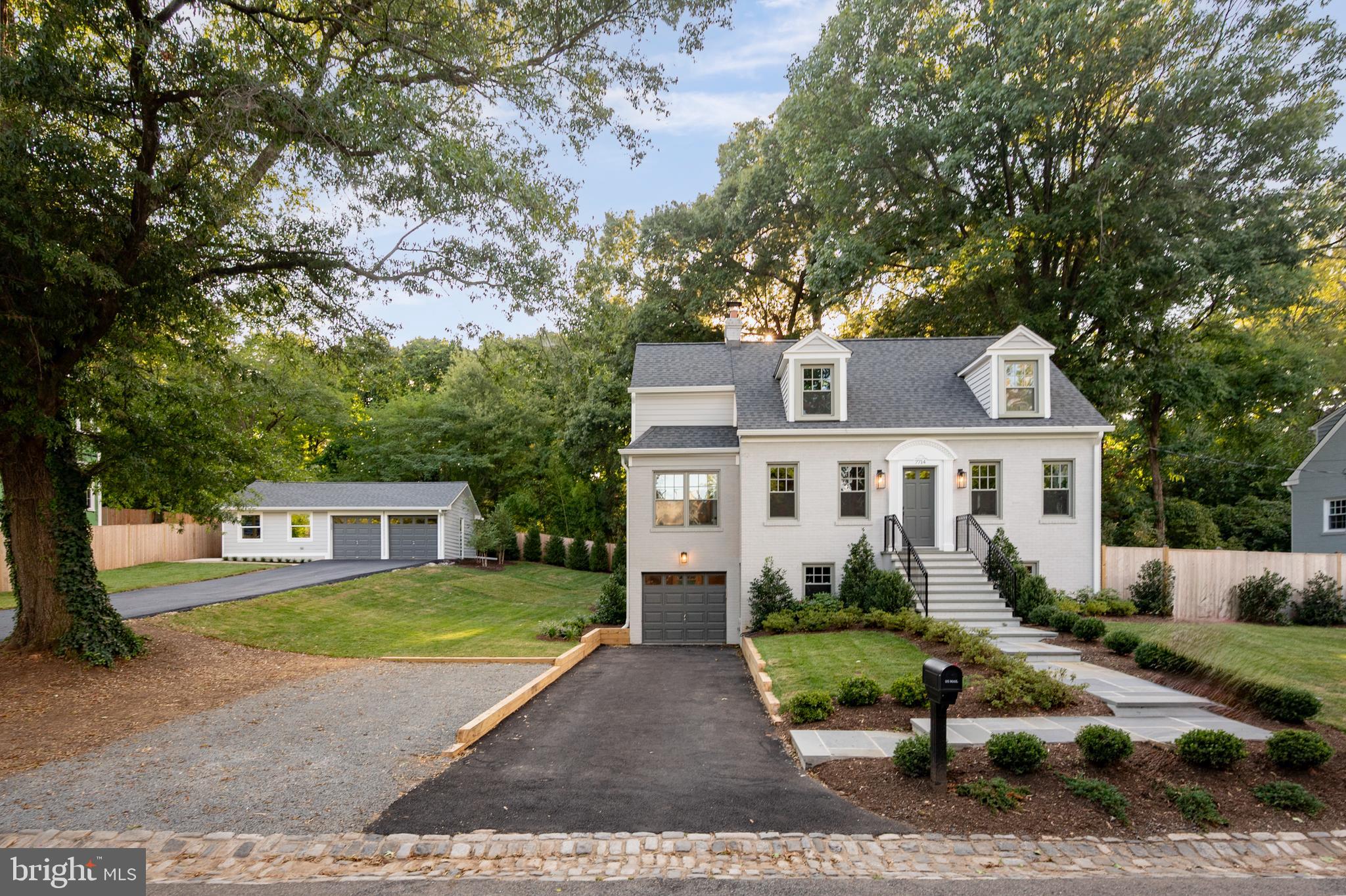 WELLINGTON - Residential