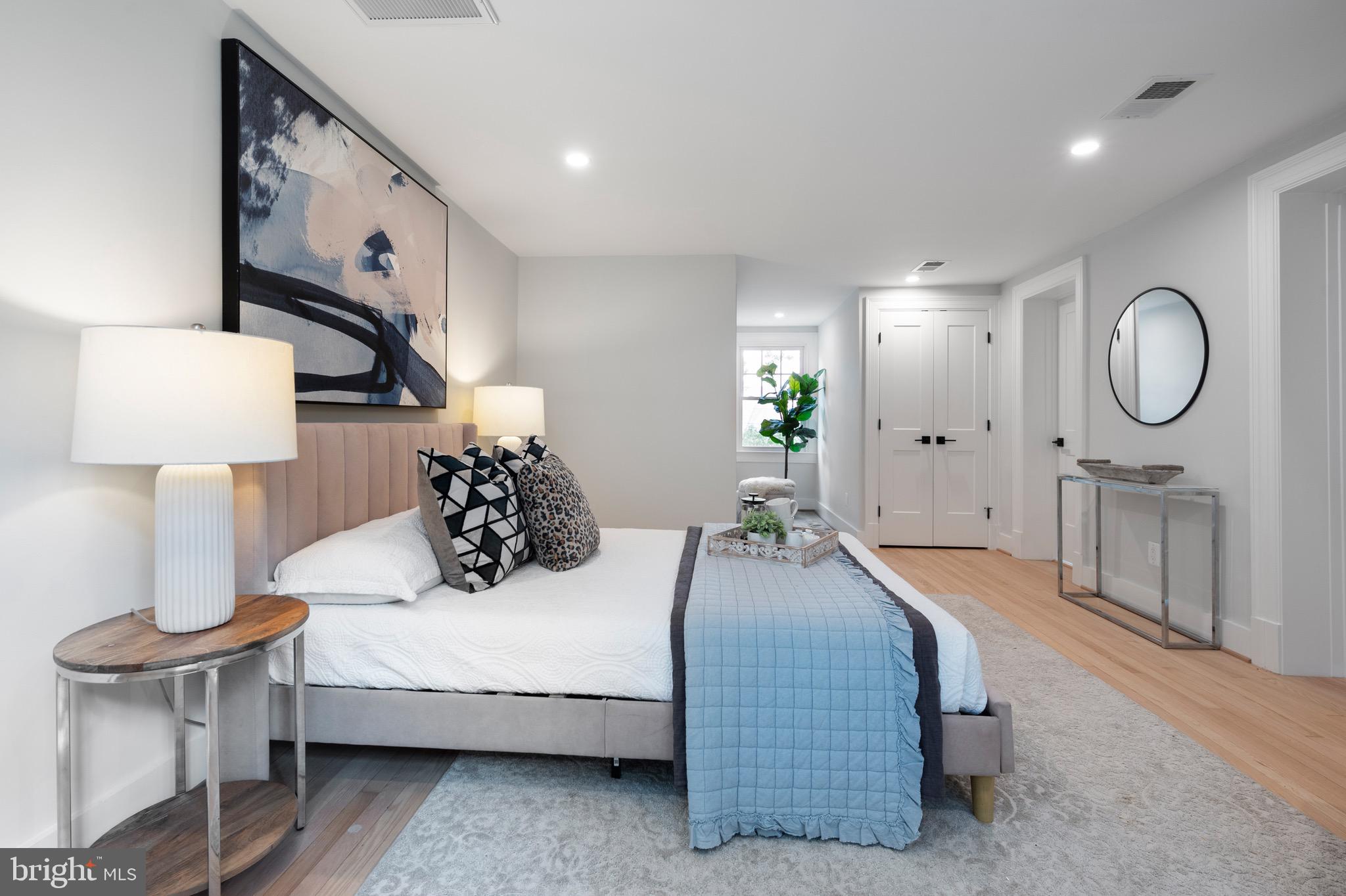 WELLINGTON - Residential