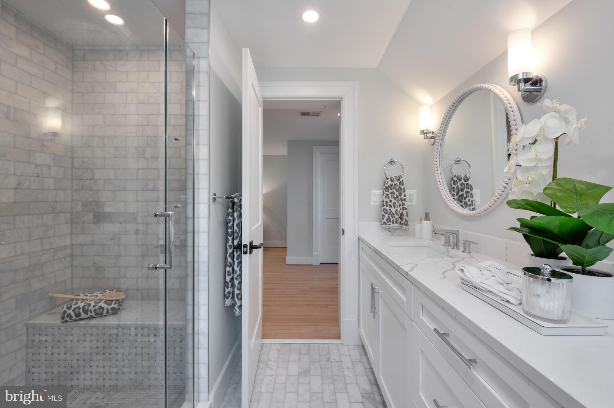 WELLINGTON - Residential