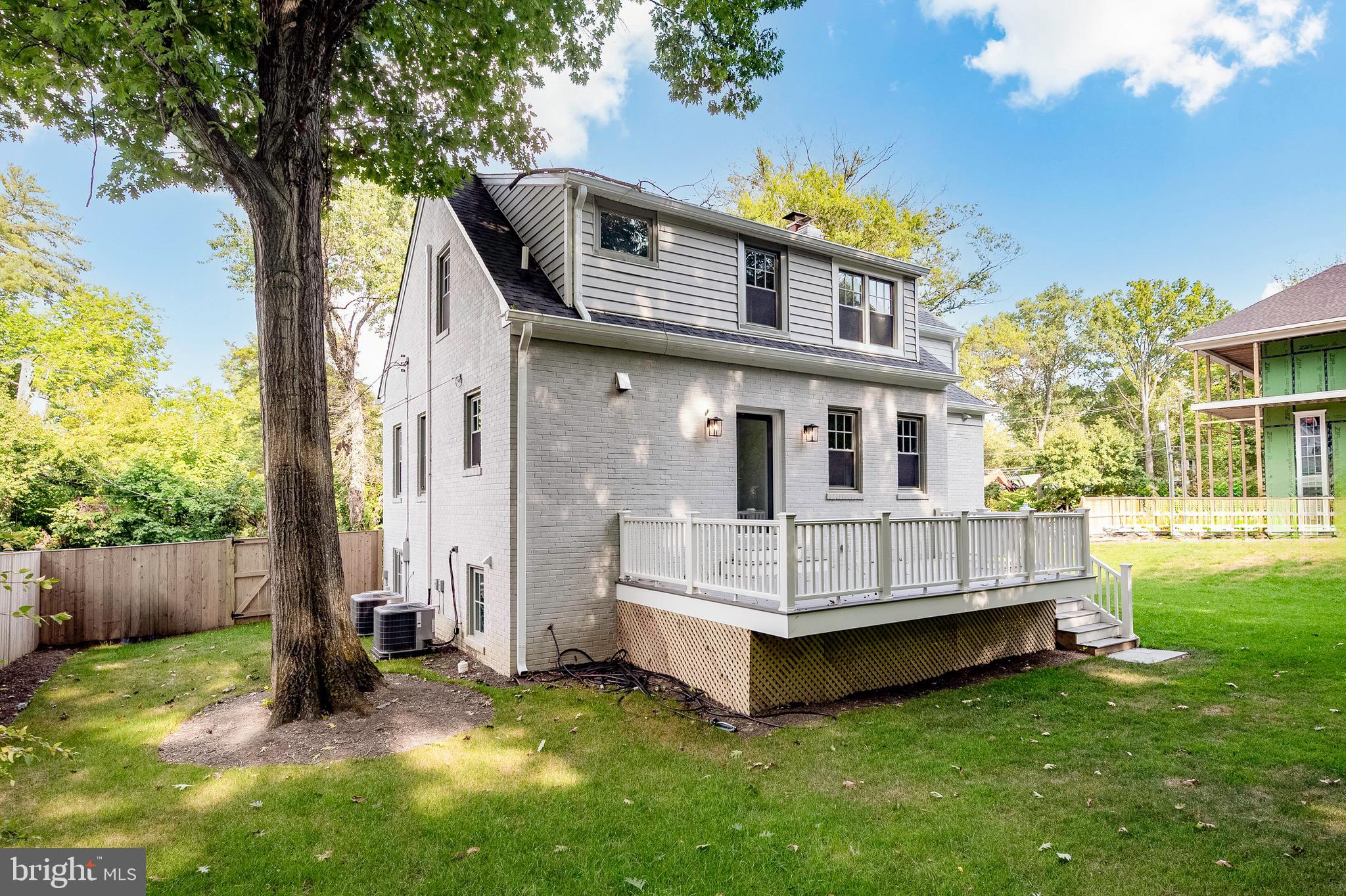 WELLINGTON - Residential