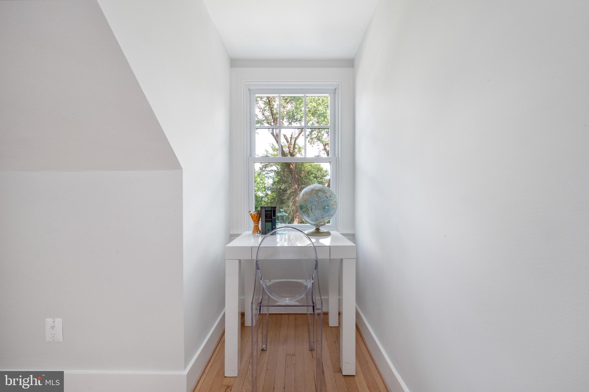 WELLINGTON - Residential