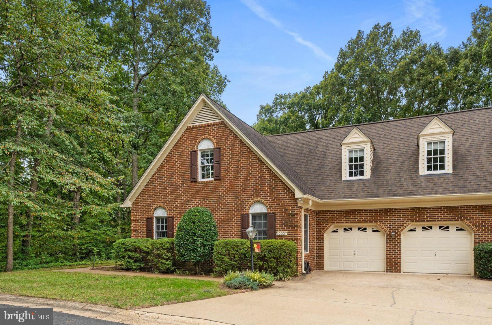 10037 ALTAMONT CIRCLE