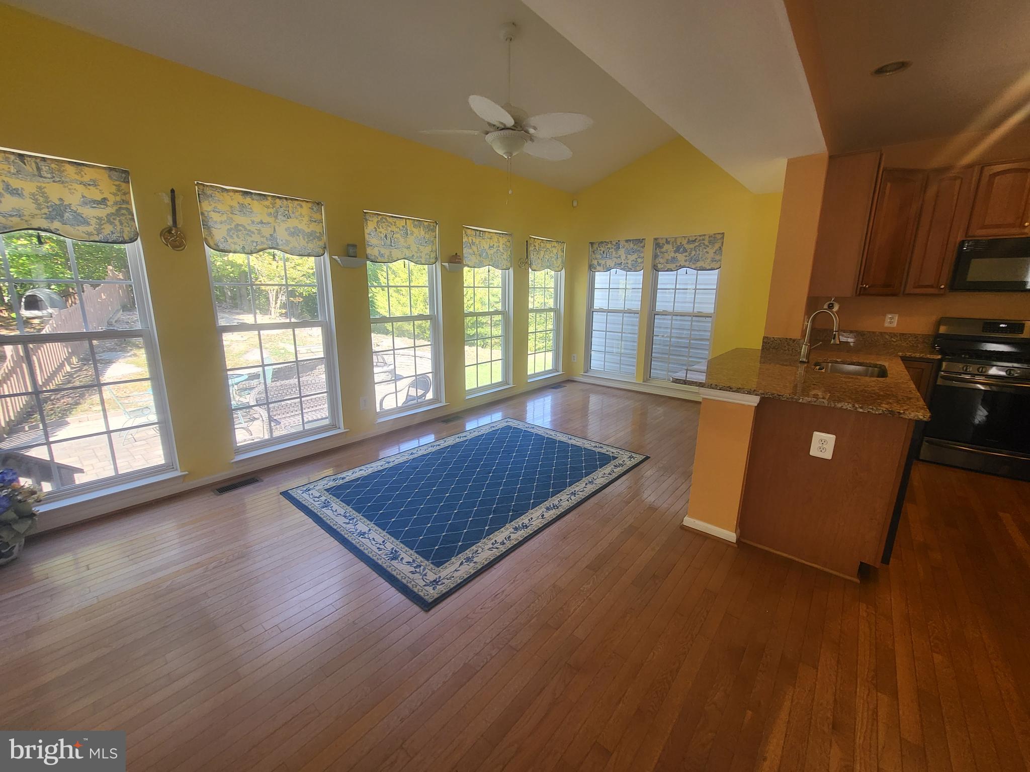 WAYSIDE VILLAGE - Residential Lease