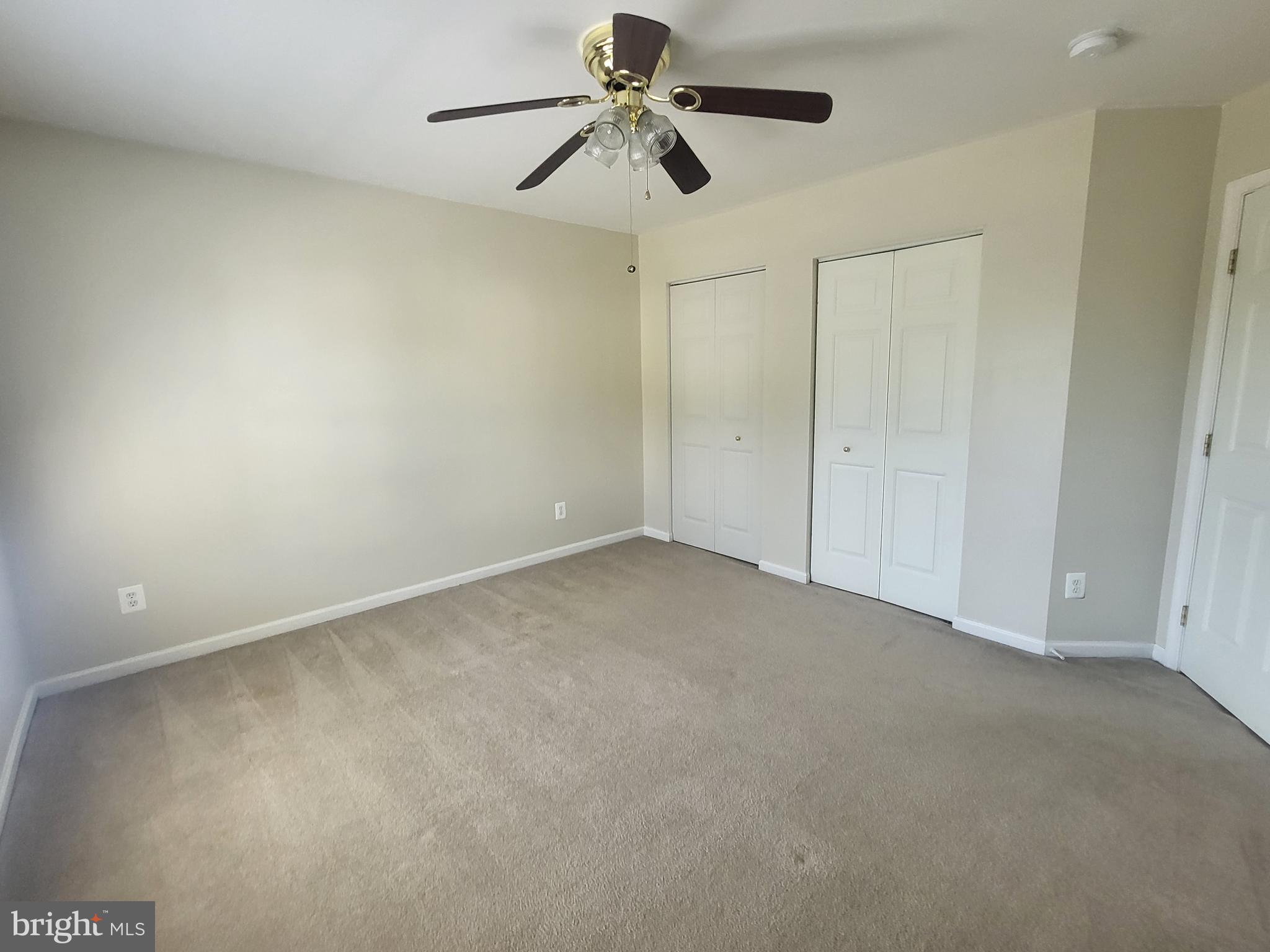 WAYSIDE VILLAGE - Residential Lease