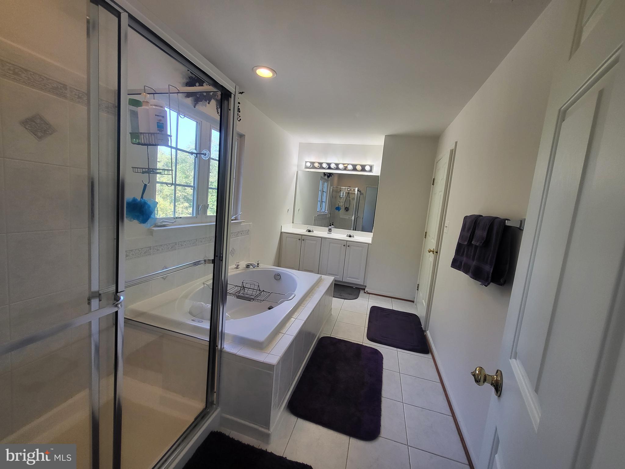 WAYSIDE VILLAGE - Residential Lease